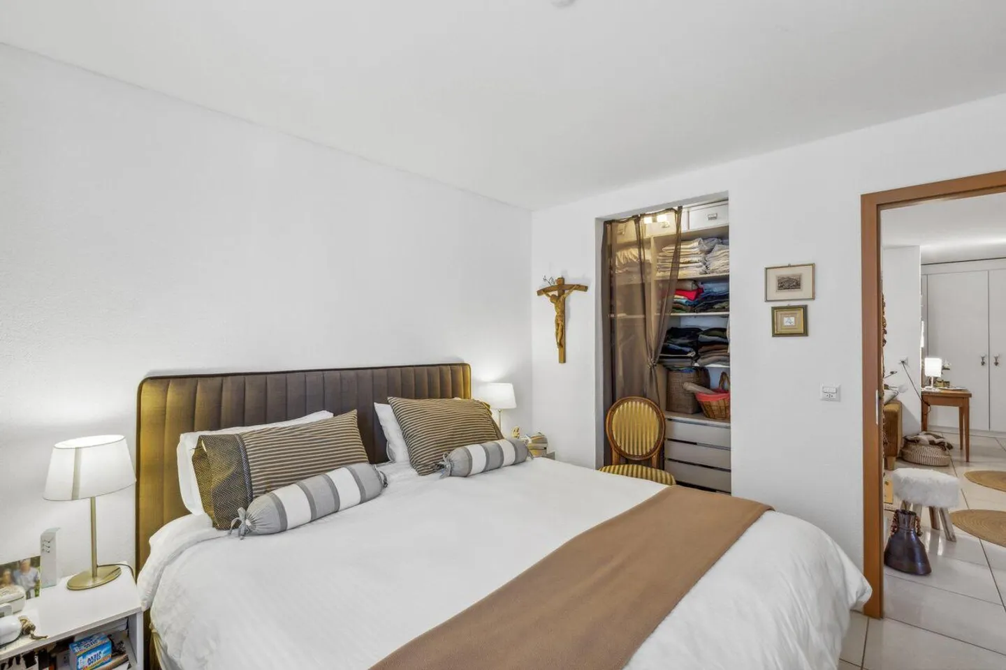 Combine living, liberal activity or investment just steps from the lake - Photo 7 of 12