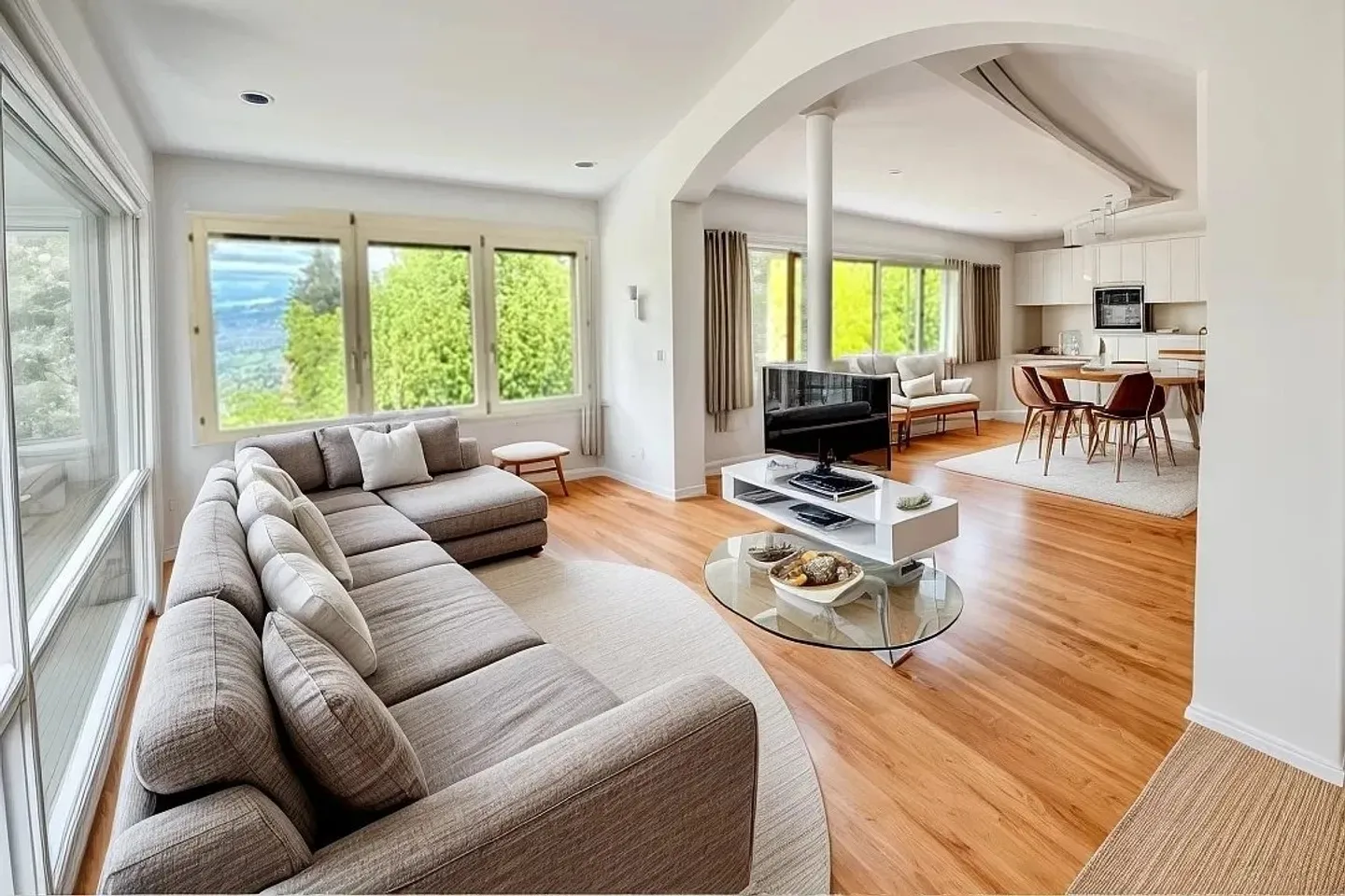 Casa familiare degli anni '60 con vista lago - Foto 19 di 26