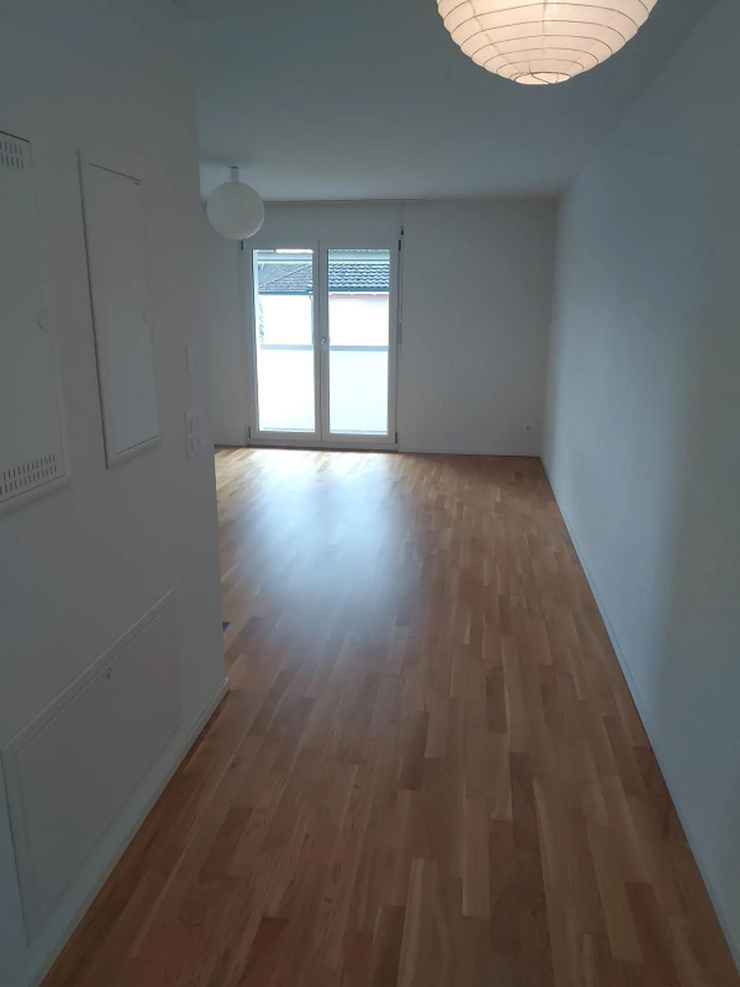 appartement moderne 1 pièce avec balcon - Photo 4 sur 8