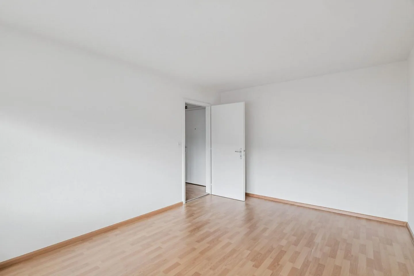 Appartamento moderno in natura - Foto 7 di 9