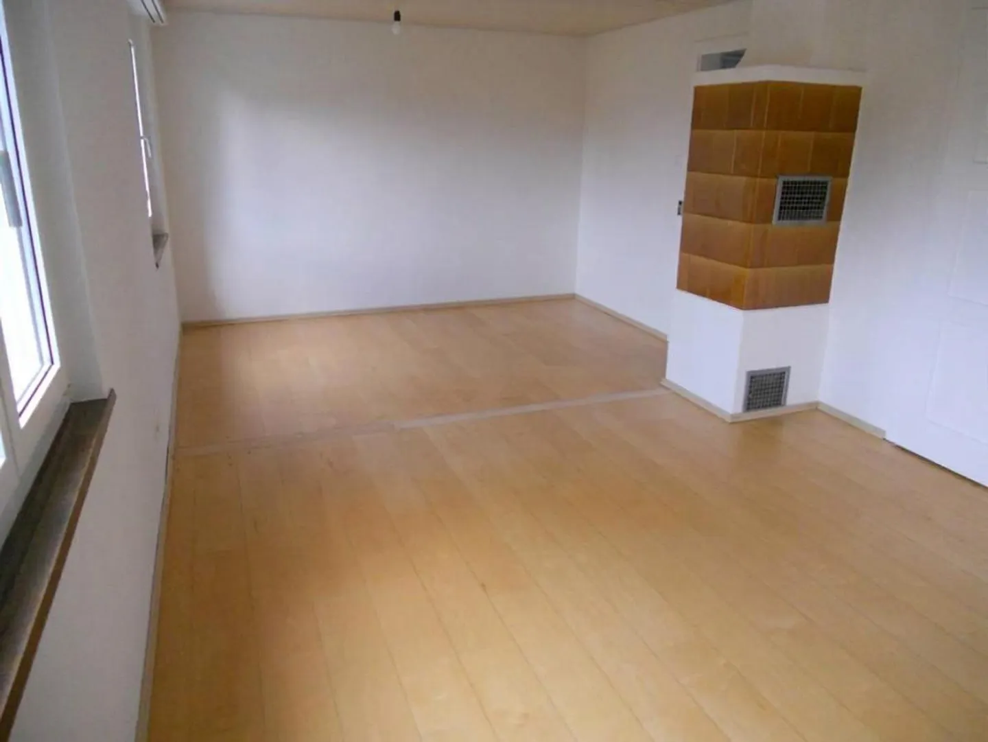 Incantevole casa unifamiliare di 3,5 stanze con patio a Wynau - Foto 6 di 13