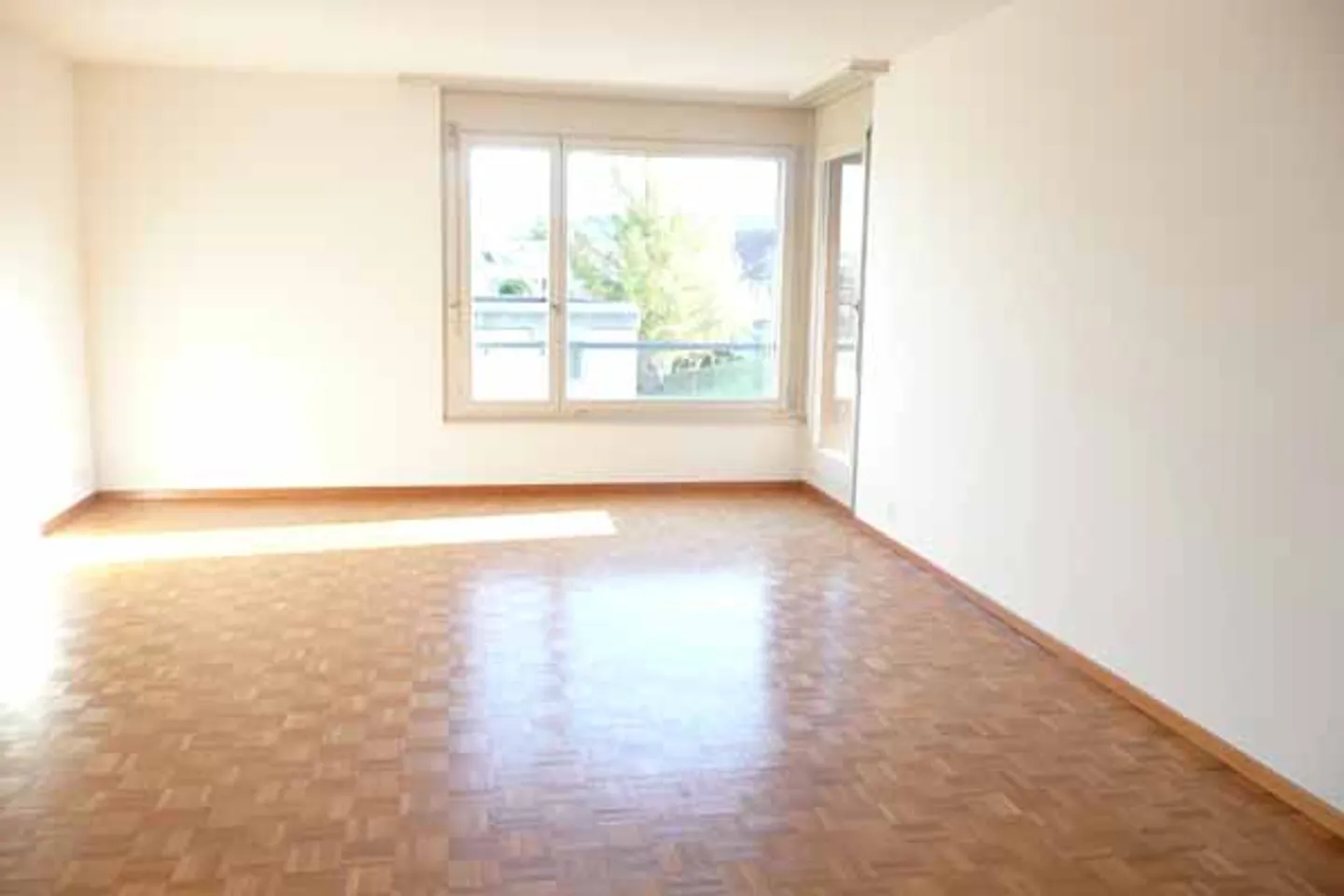 4.5 Room Apartment - Photo 3 of 8