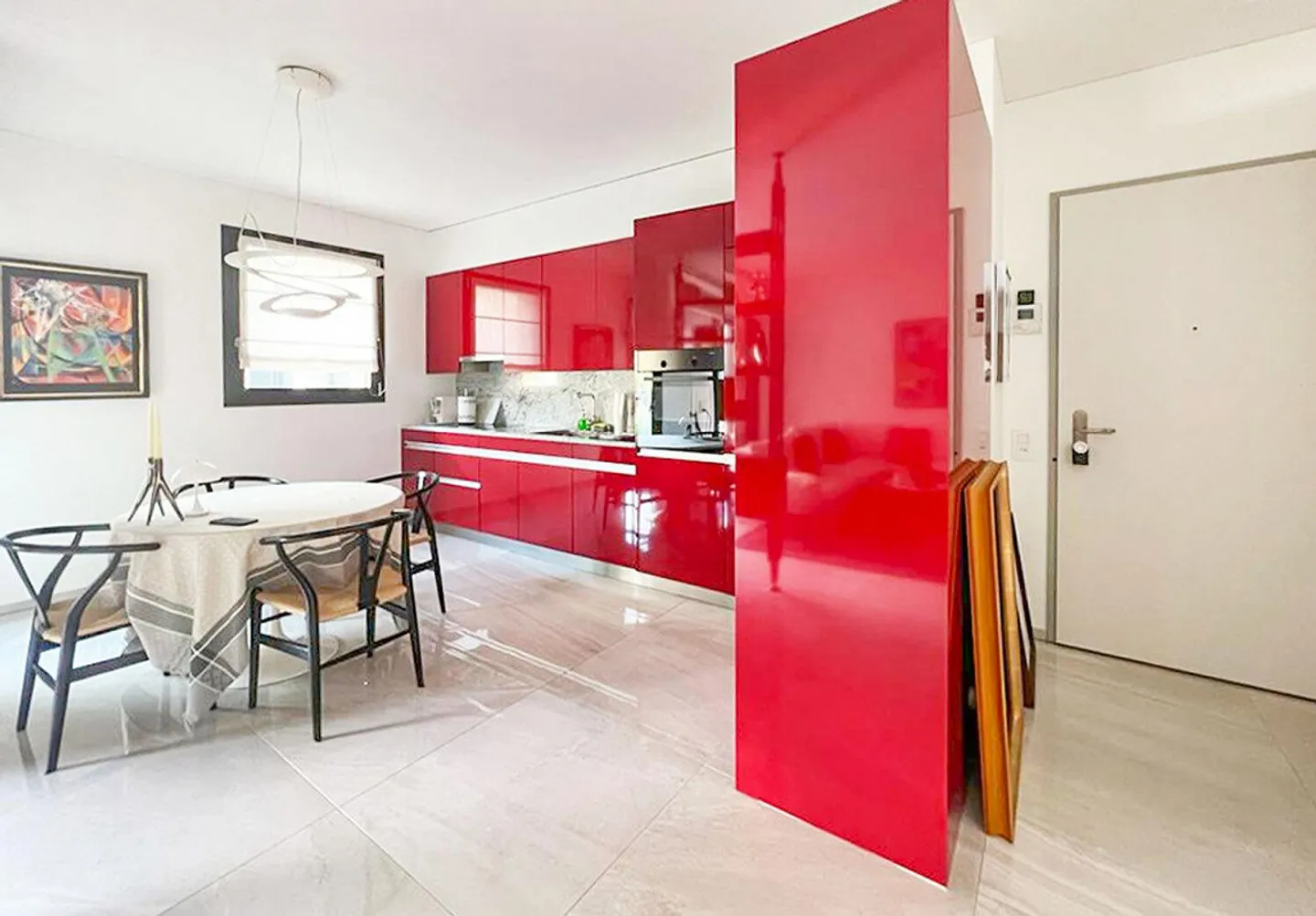 Lugano - modern and bright 3.5 rooms, convenient and spacious. - Photo 3 of 8