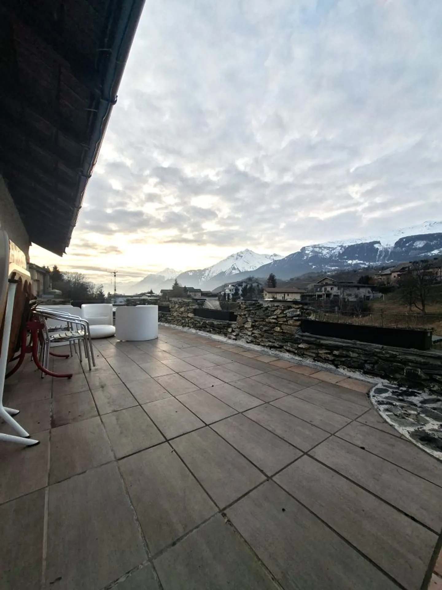 Casa con terrazza 5.5 stanze - Foto 9 di 13