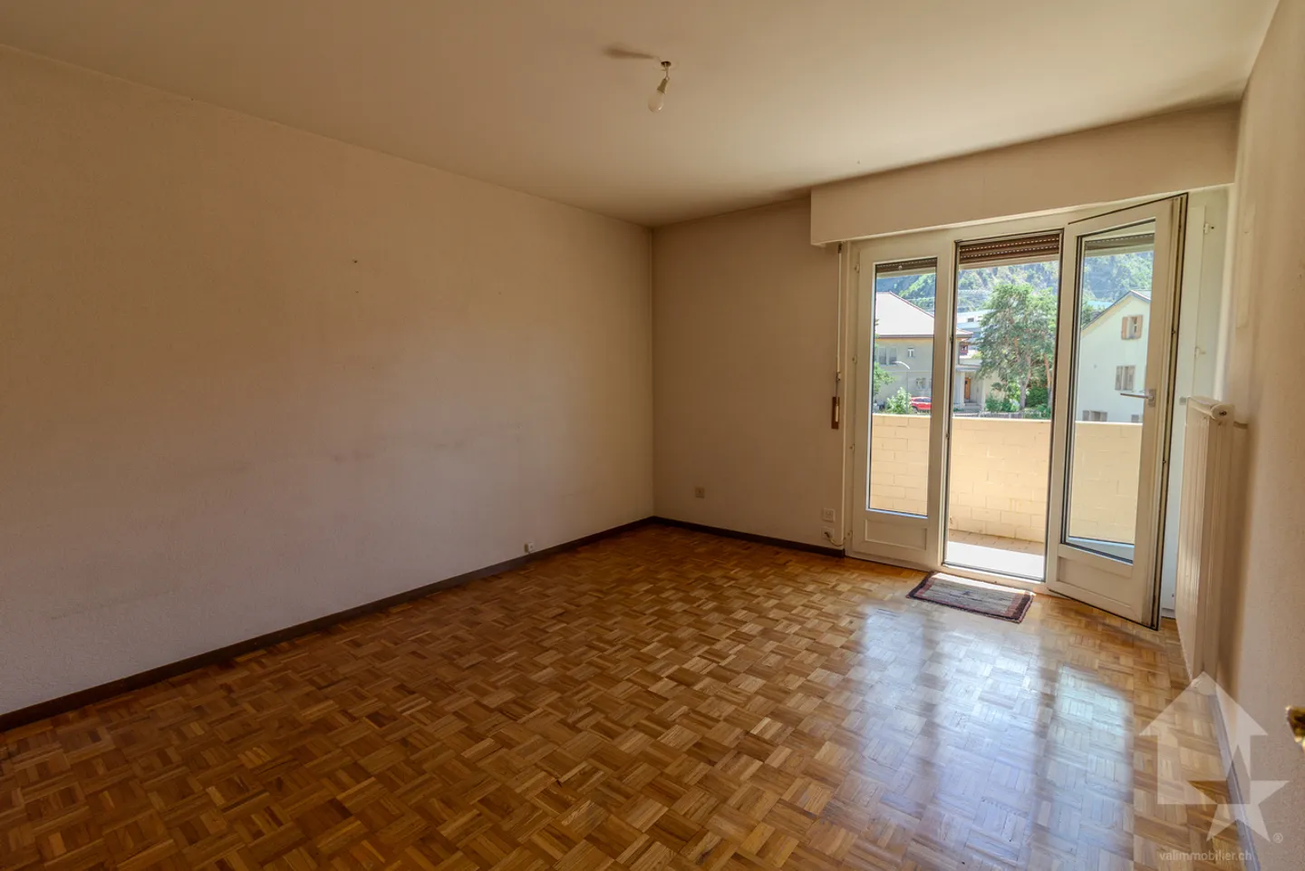 Bell'appartamento di 4,5 stanze da ristrutturare - Foto 3 di 13