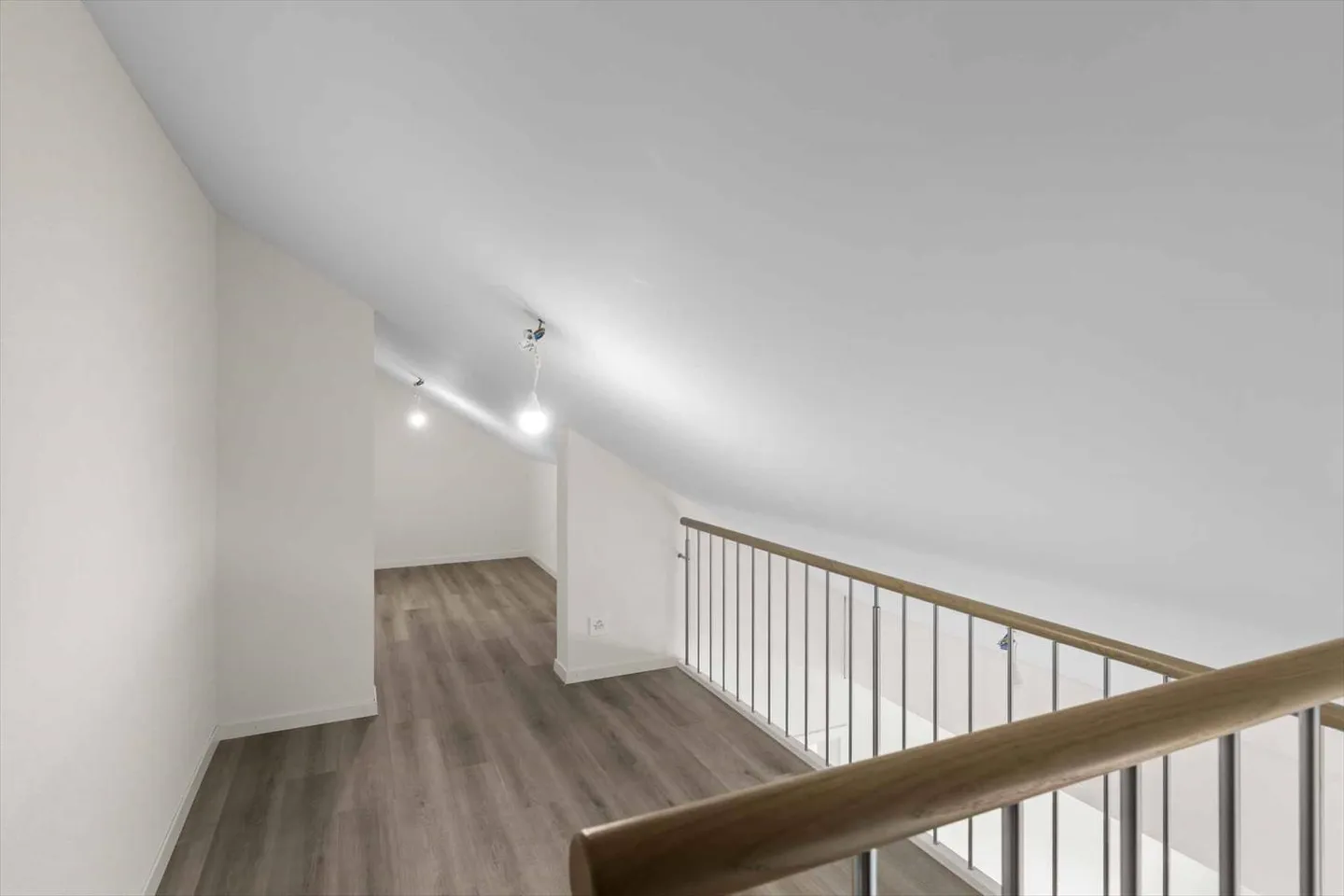 Top floor 3.5 rooms - Photo 7 of 13