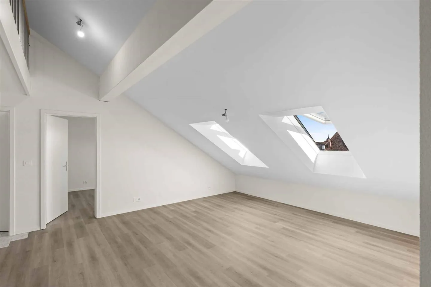 Top floor 3.5 rooms - Photo 9 of 13