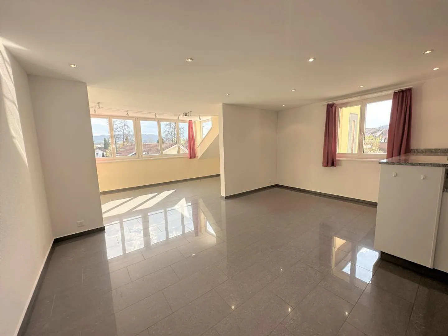 LUMINEUX | CENTRAL | CALME - Photo 3 sur 8