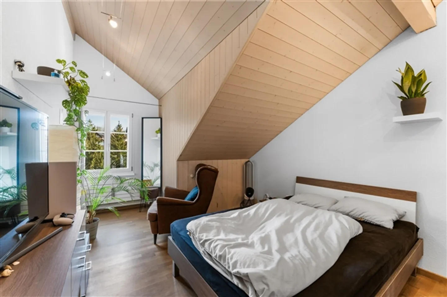 6.5-room attic maisonette, sunny & central - Sempach - Photo 11 of 13