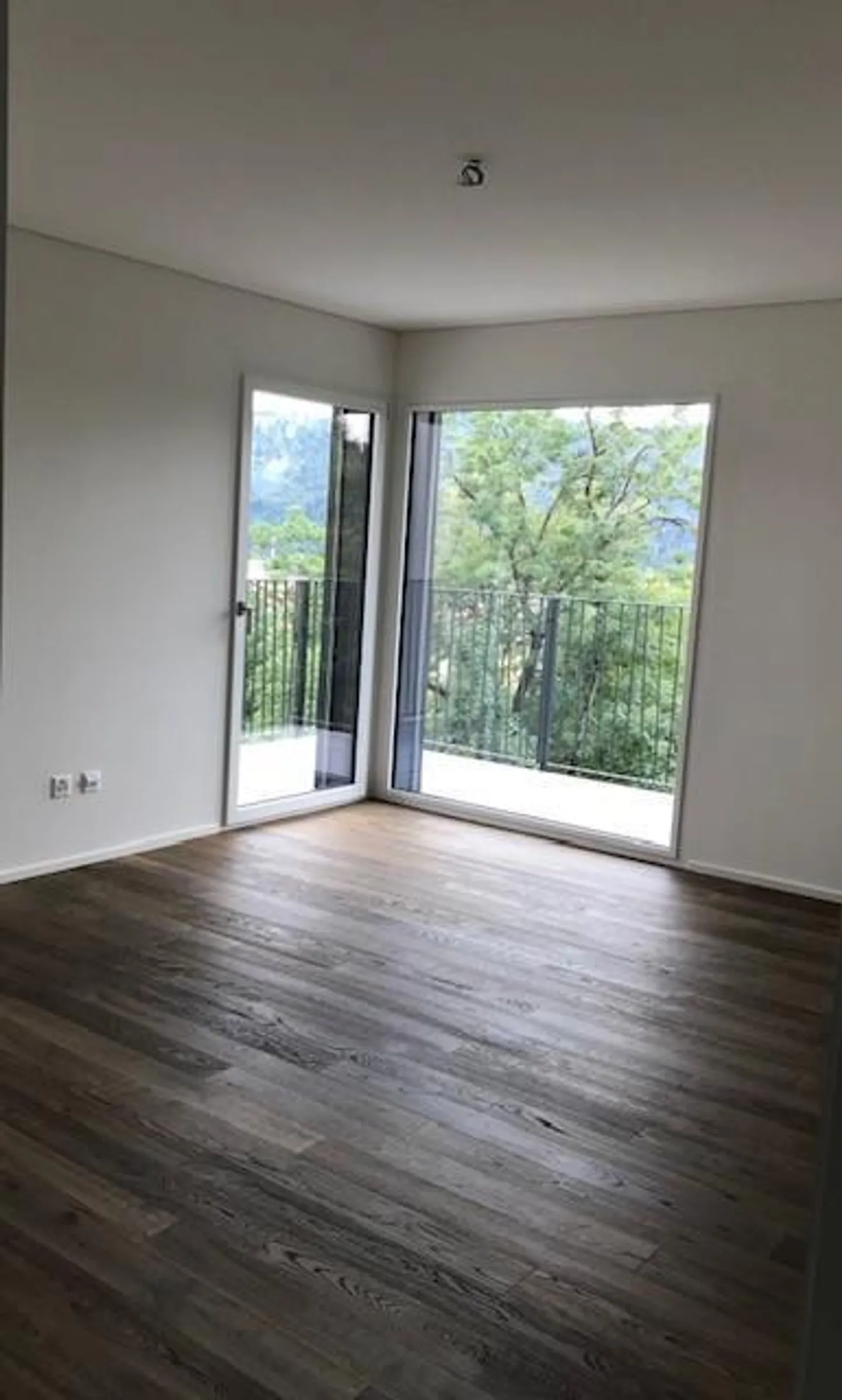 NEW AND MODERN 3.5-ROOM APARTMENT IN VACALLO - Photo 5 of 9