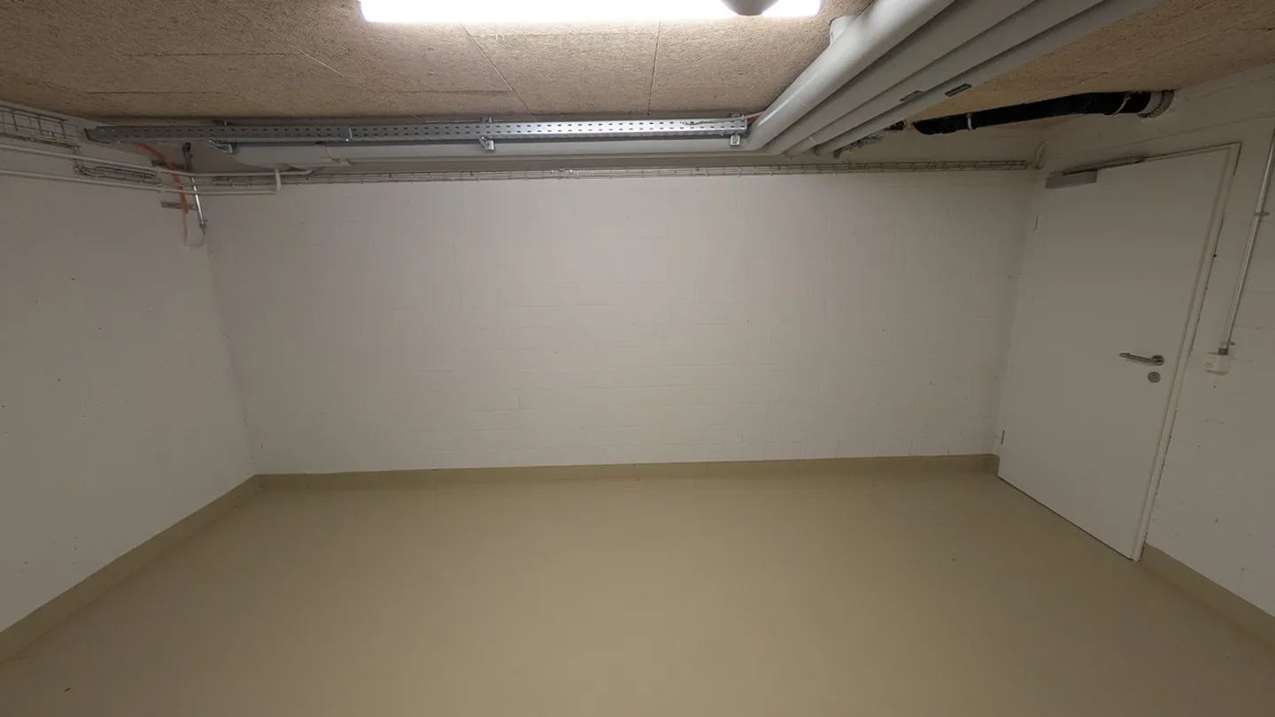 35.4m2 Storage Room Fehraltorf - Haldenstrasse 8 - Photo 5 of 13