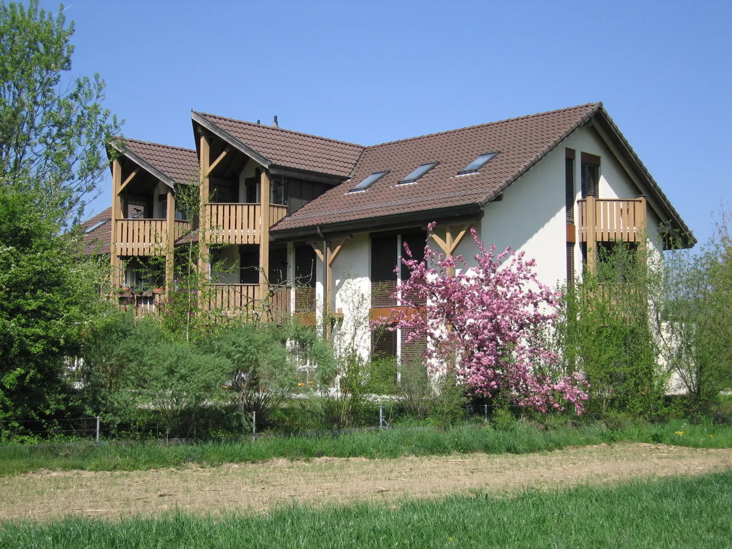 3-Zimmer-Dach-Wohnung mit Cheminée - Foto 1 von 11