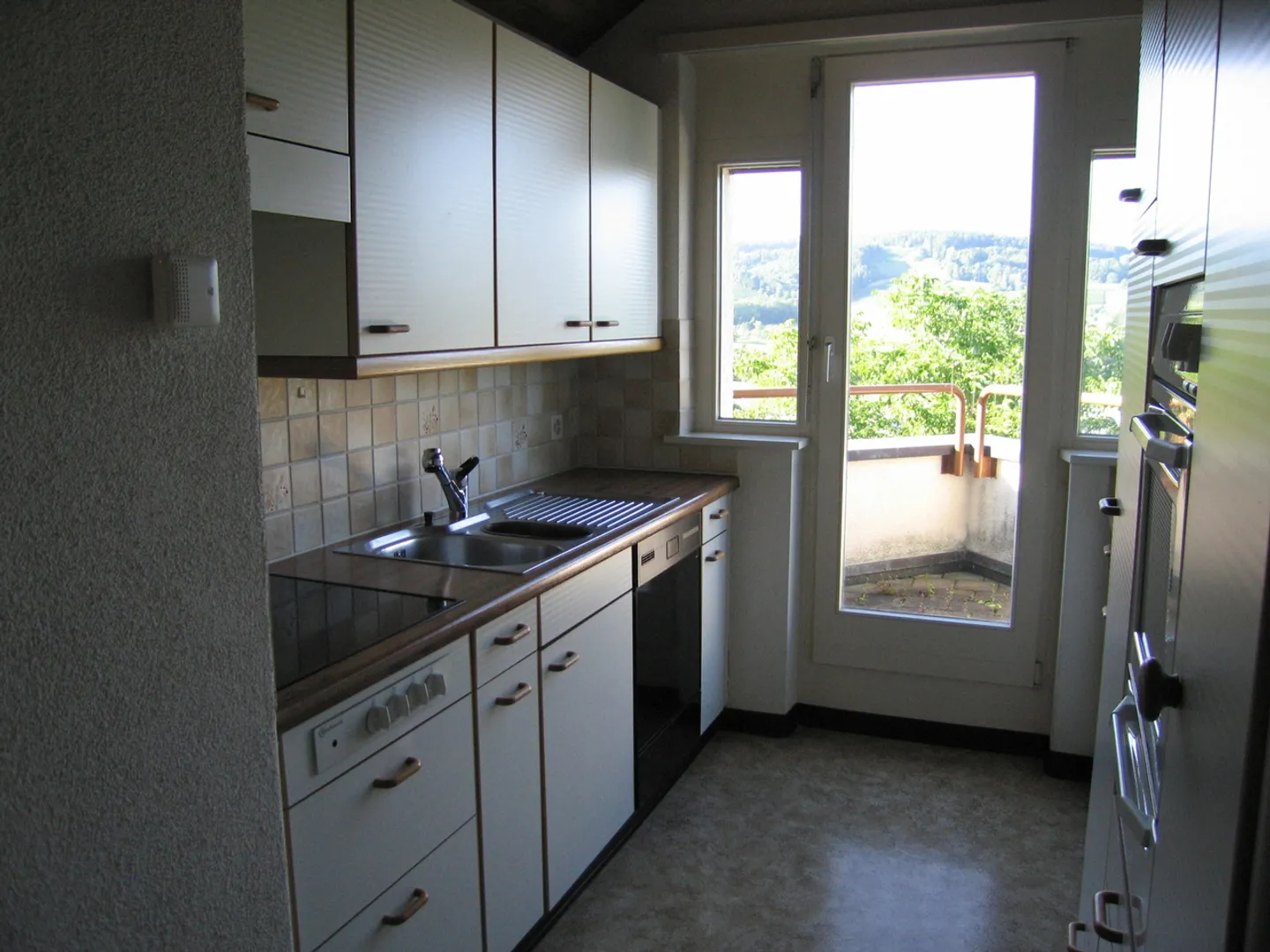 3-Zimmer-Dach-Wohnung mit Cheminée - Foto 2 von 11