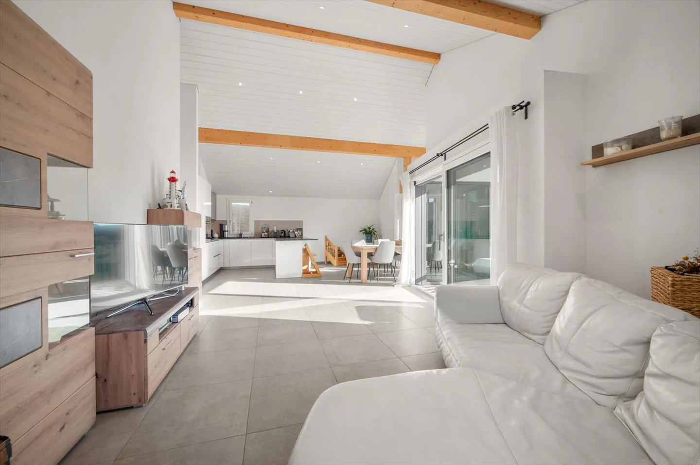 Appartamento 4.5 stanze - Foto 3 di 9