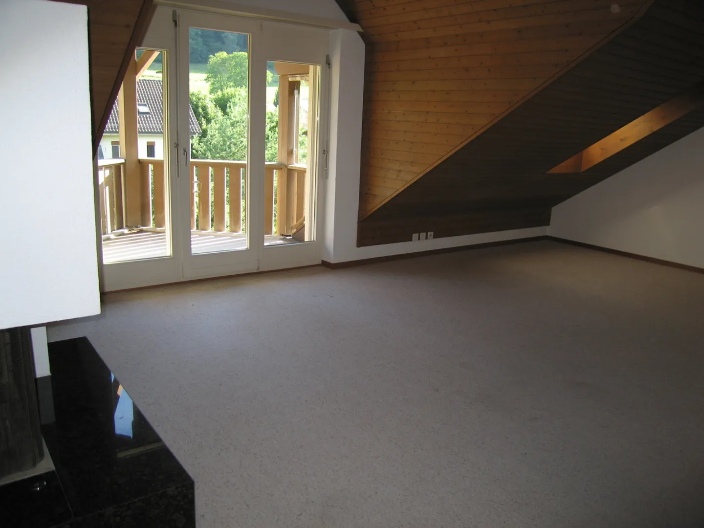 3-Zimmer-Dach-Wohnung mit Cheminée - Foto 4 von 11