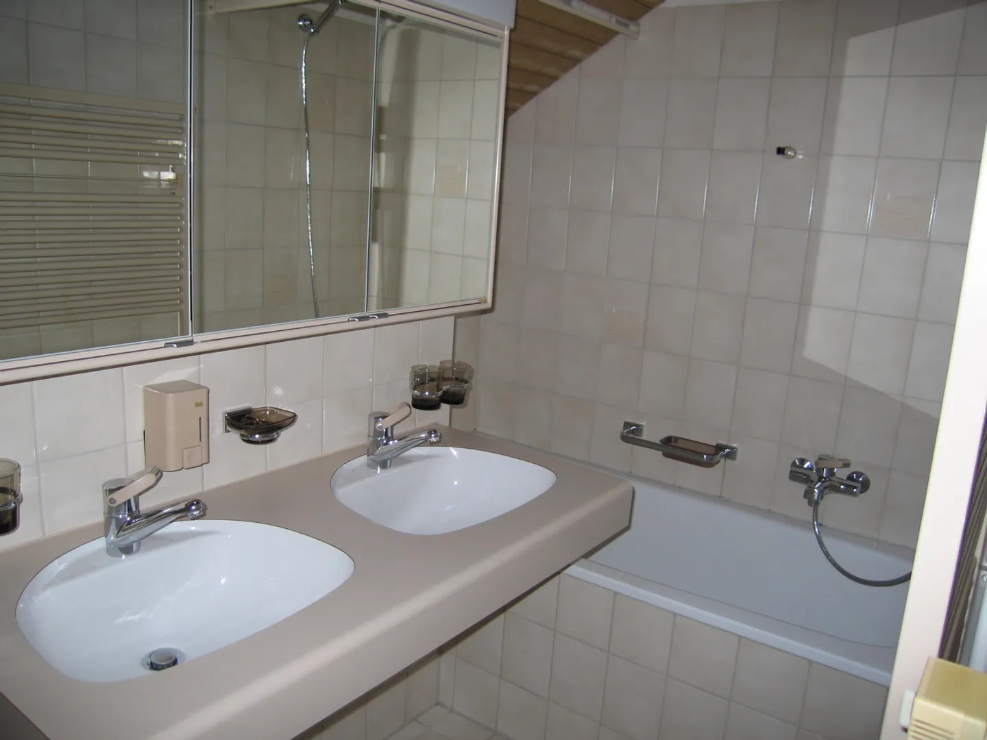 3-Zimmer-Dach-Wohnung mit Cheminée - Foto 7 von 11