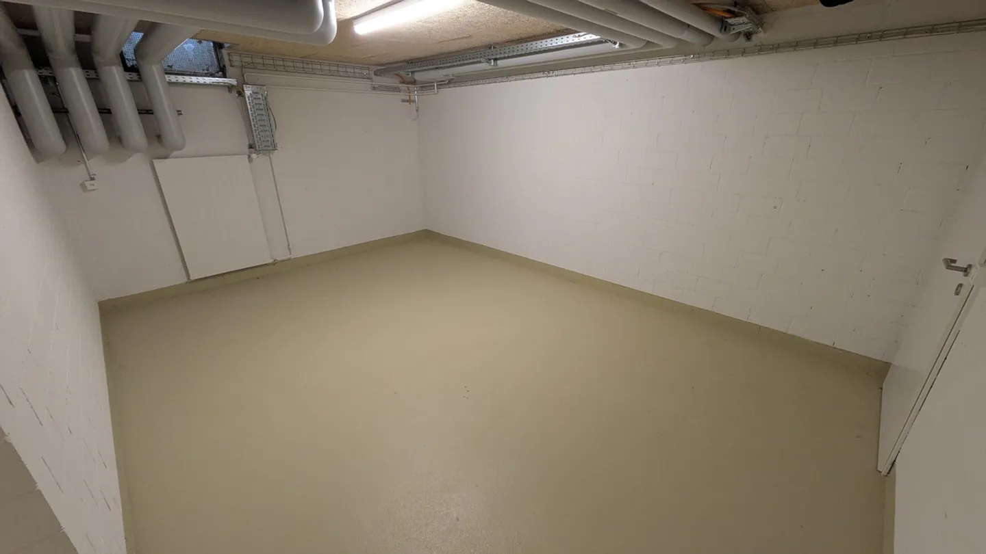 35.4m2 Storage Room Fehraltorf - Haldenstrasse 8 - Photo 10 of 13