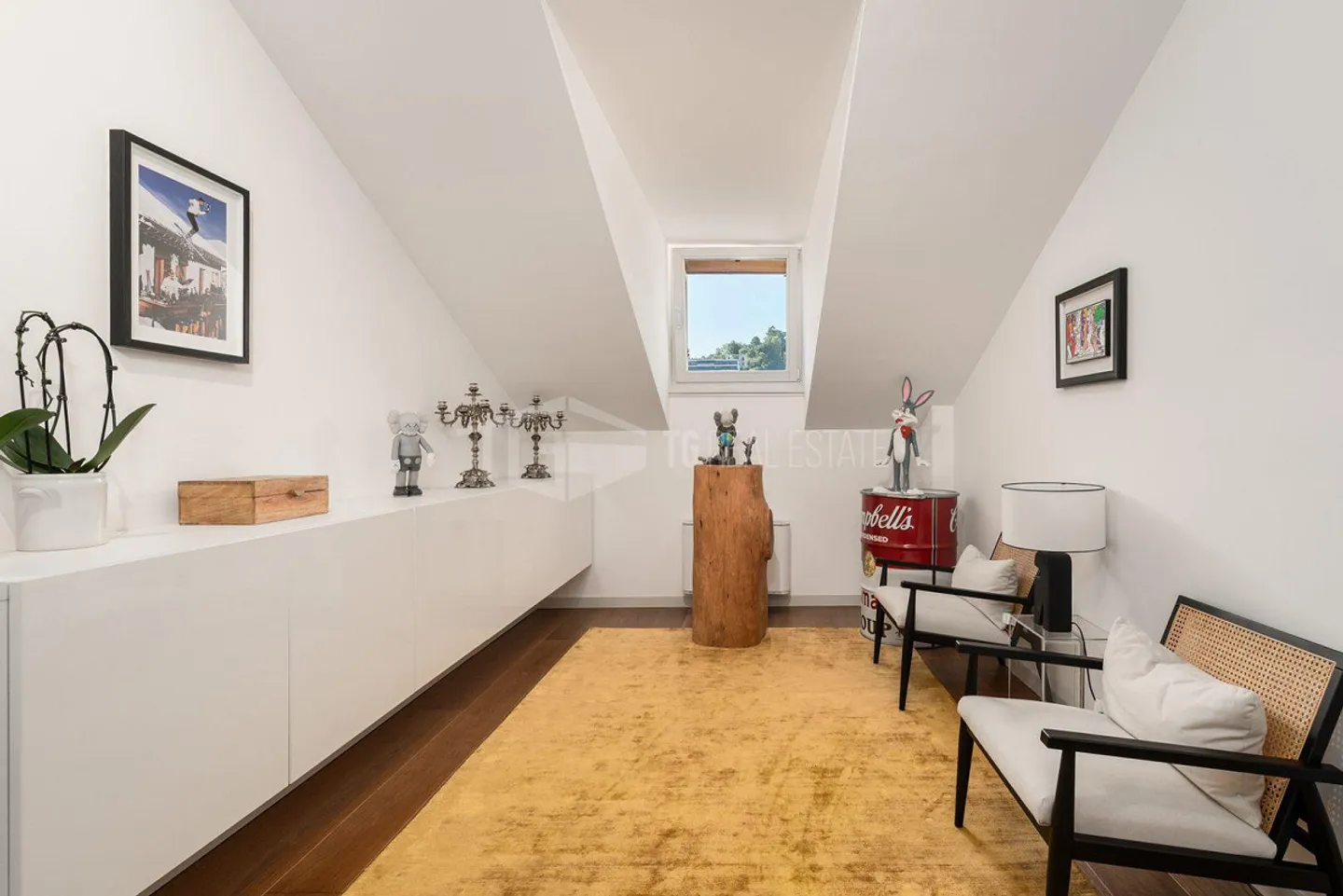 LUXURY AND COMFORT: 6.5 ROOM PENTHOUSE APARTMENT WITH PANORAMIC VIEW OF LUGANO - Photo 11 of 14