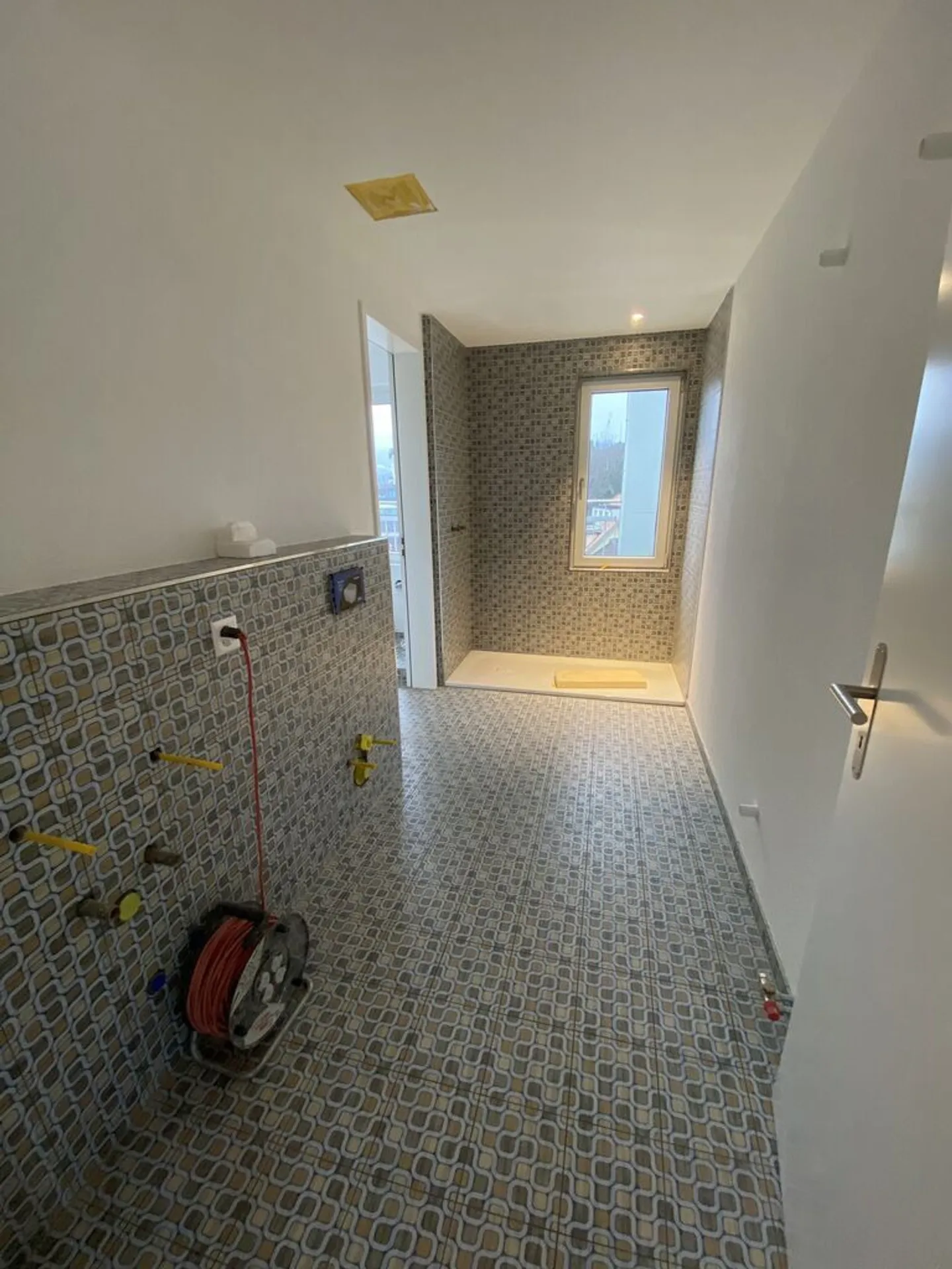 Ein Bijoux über den Dächern der Stadt Luzern - Foto 8 von 9