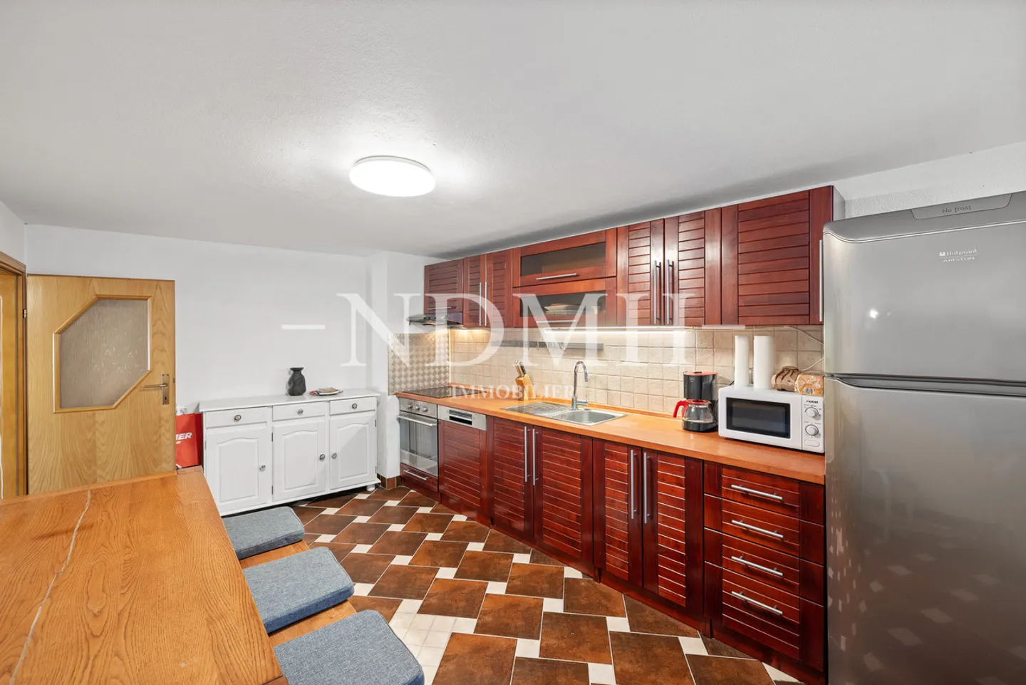 Charmantes Chalet-Apartment in Ayent - Foto 4 von 11