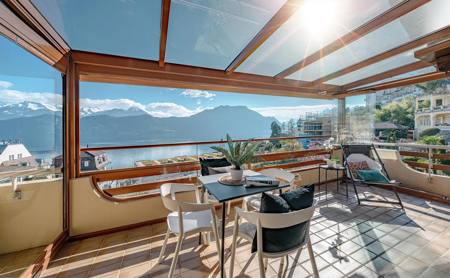 MERAVIGLIOSO APPARTAMENTO MAISONETTE CON VISTA DA SOGNO - Foto 1 di 5