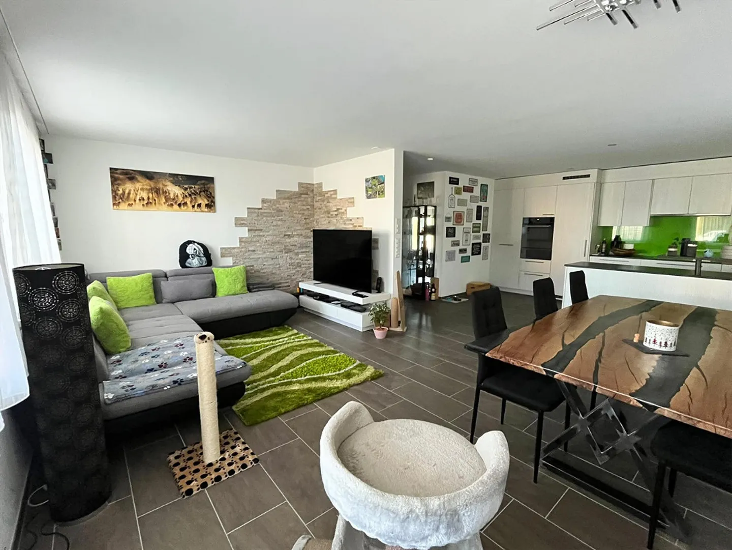 Looking for a new tenant for a beautiful large 3.5 room apartment - Photo 3 of 13