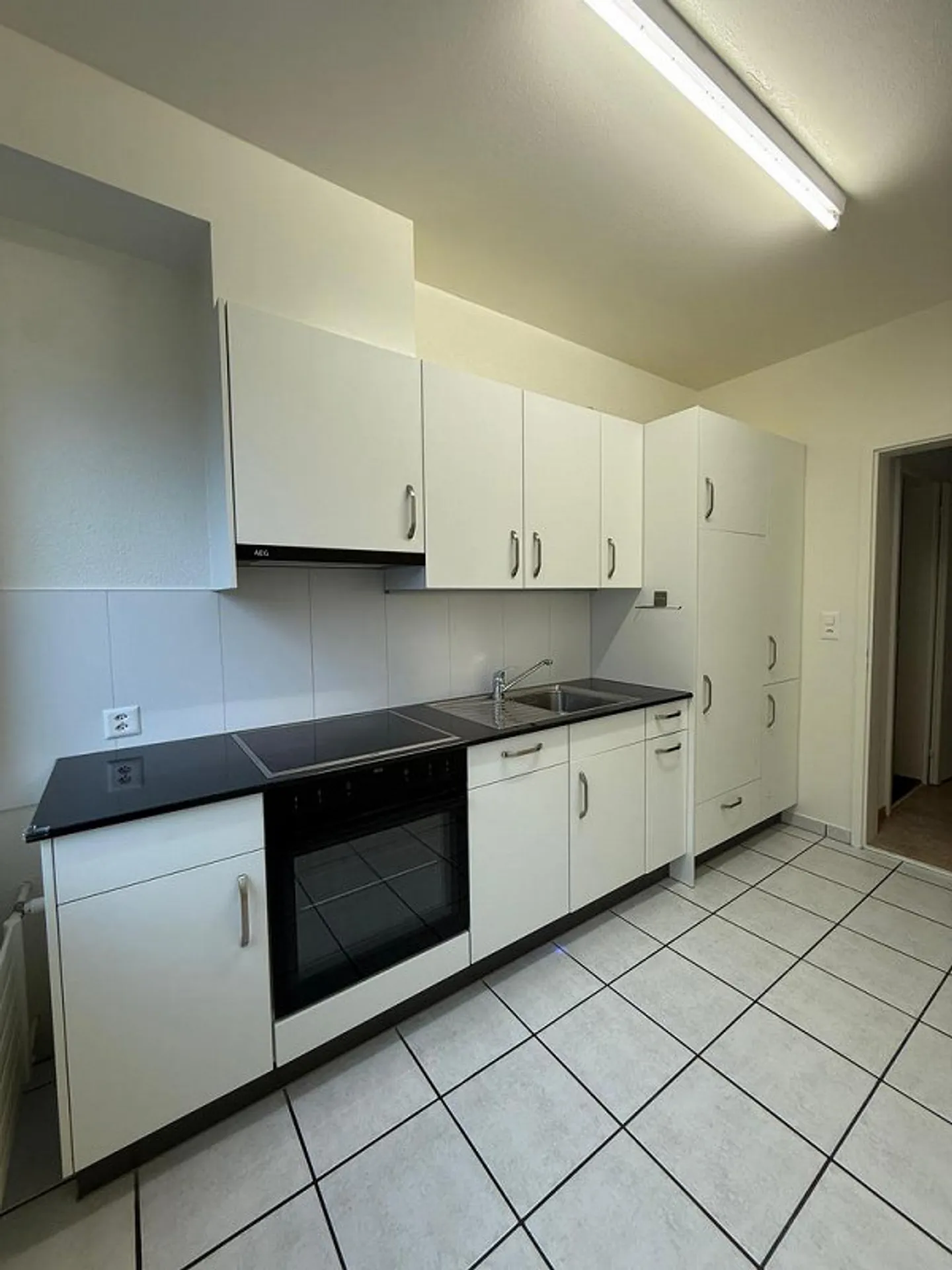 Appartamento 3 locali al 1° piano con balcone / promozione affitto - Foto 1 di 10