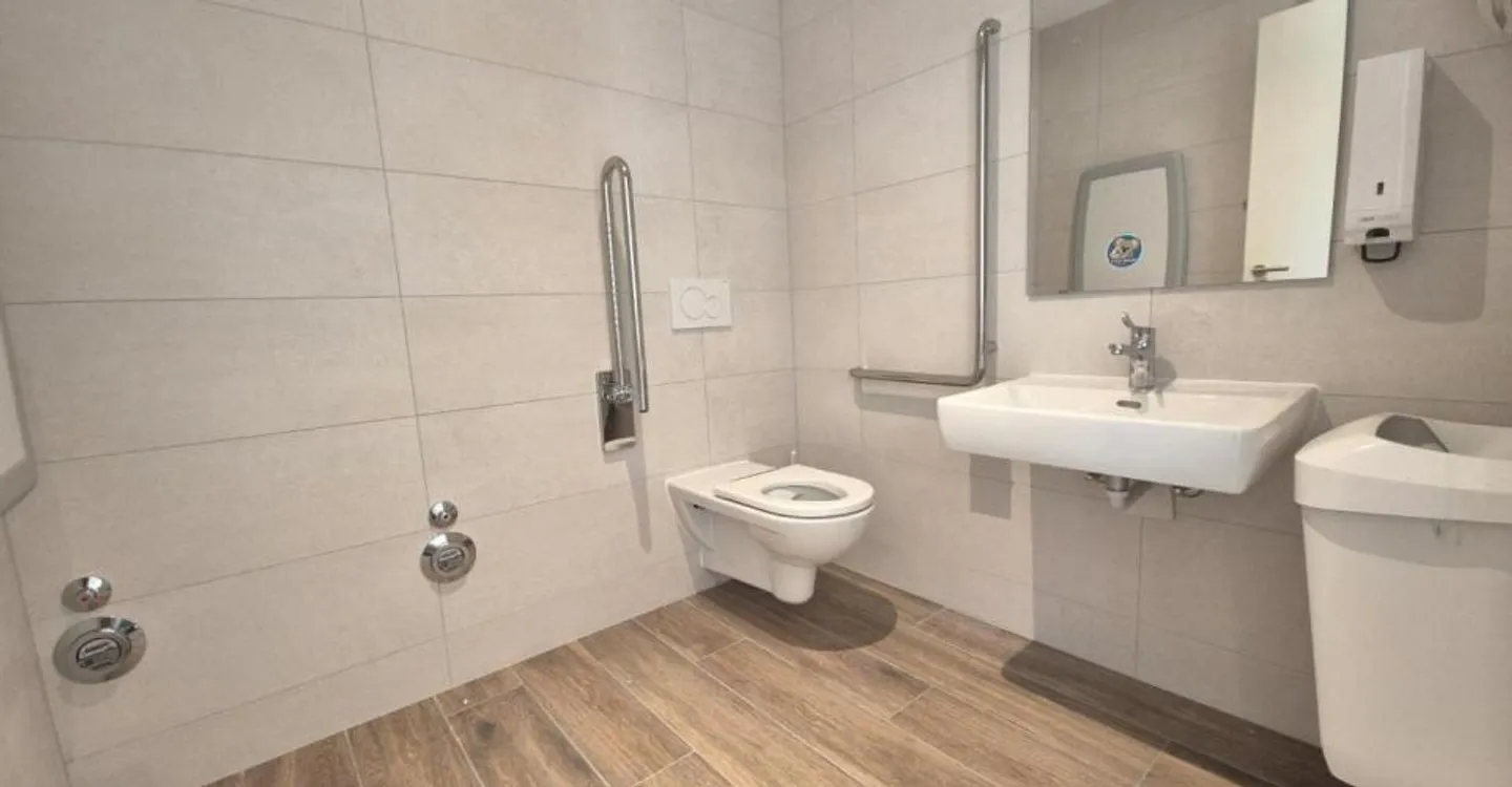 Plugin 5 - Verwaltung/Büro 55 m2 im 1. Stock - Foto 3 von 7
