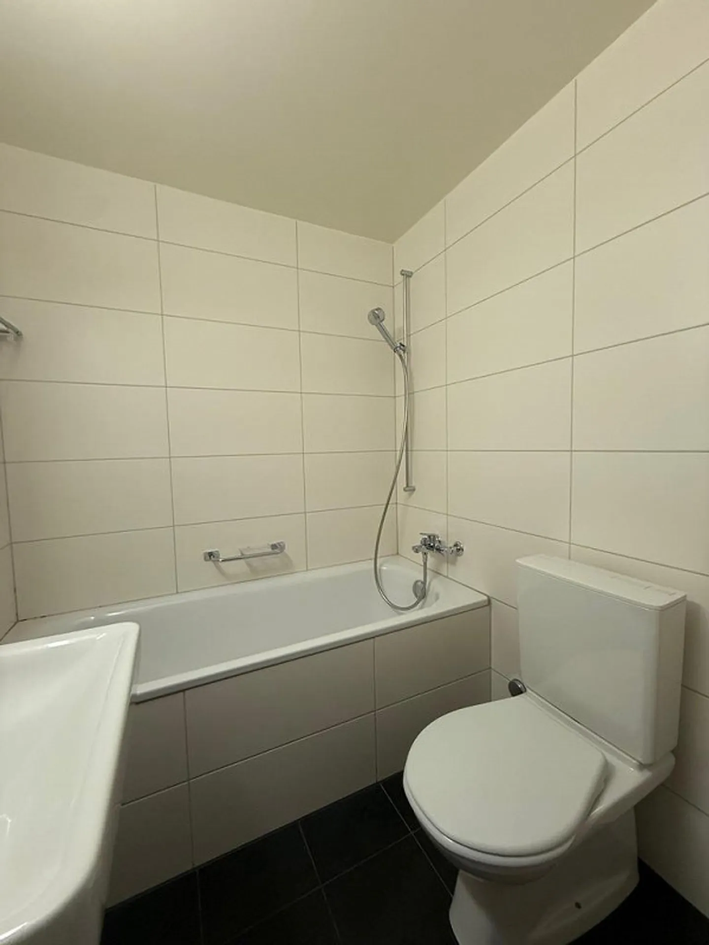 Appartamento 3 locali al 1° piano con balcone / promozione affitto - Foto 6 di 10