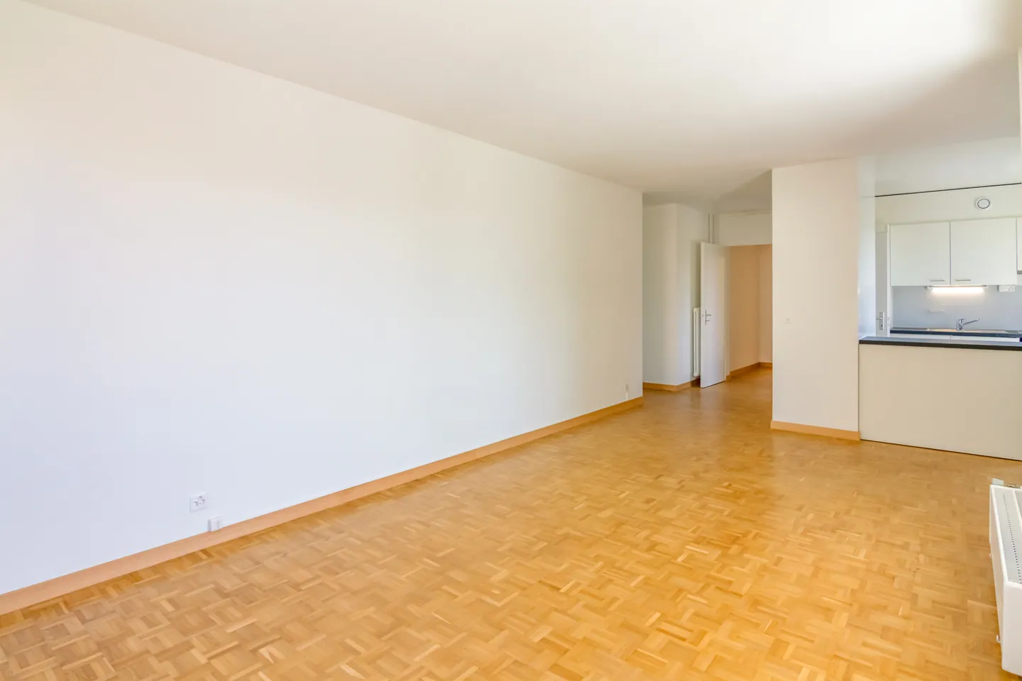 Appartamento in affitto - Foto 2 di 8