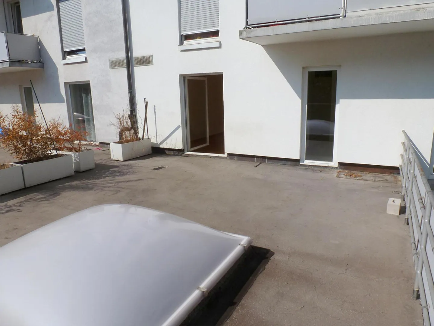 Geräumige Wohnung mit Terrasse - Foto 6 von 9