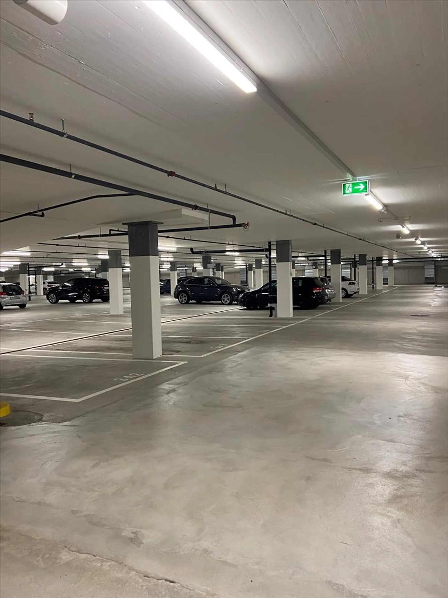 Parking space for rent in Superblock - Photo 1 of 1