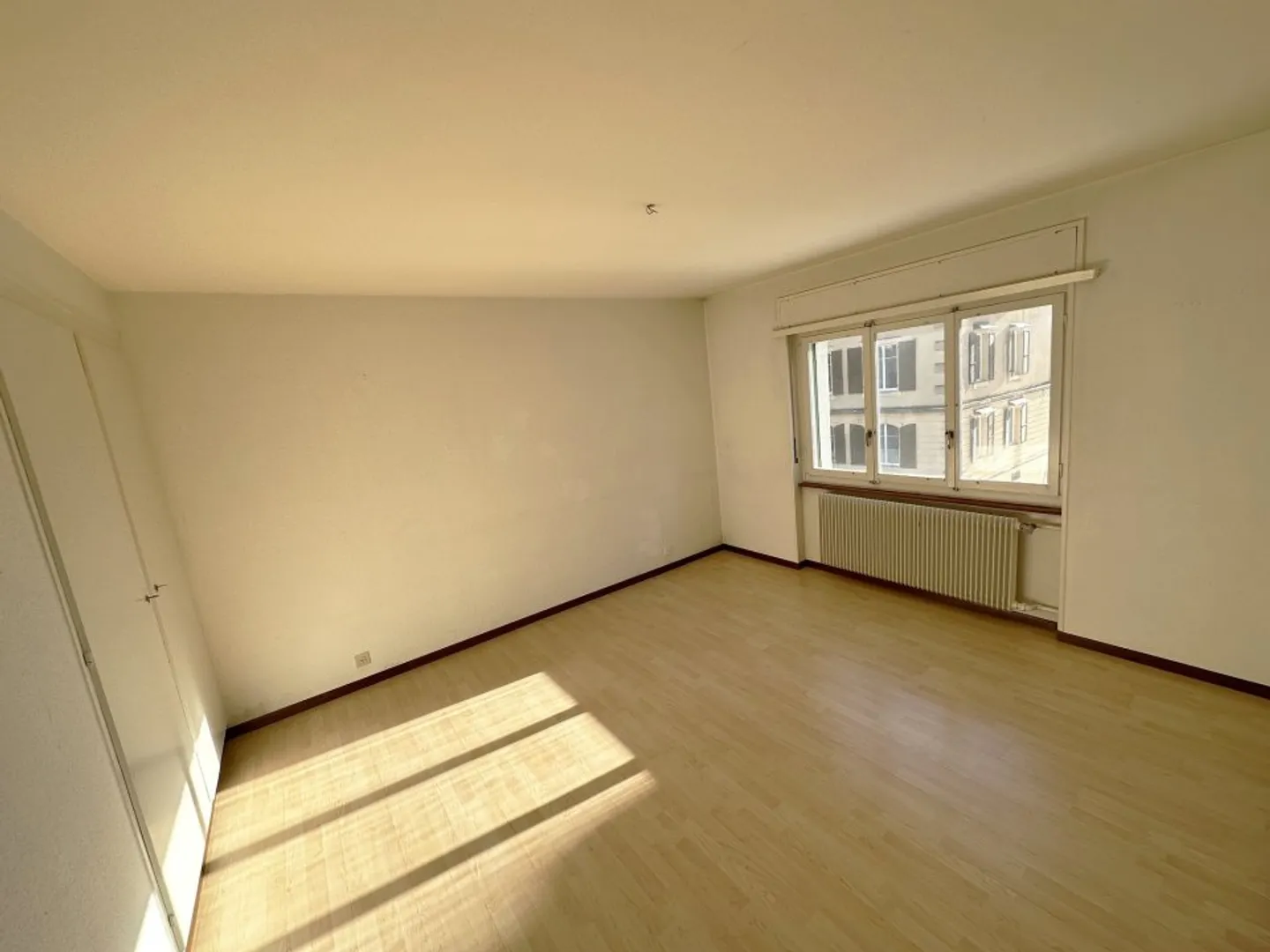01269 - Appartamento 4 locali - Tourelles 8 - La Chaux-de-Fonds - Foto 2 di 6