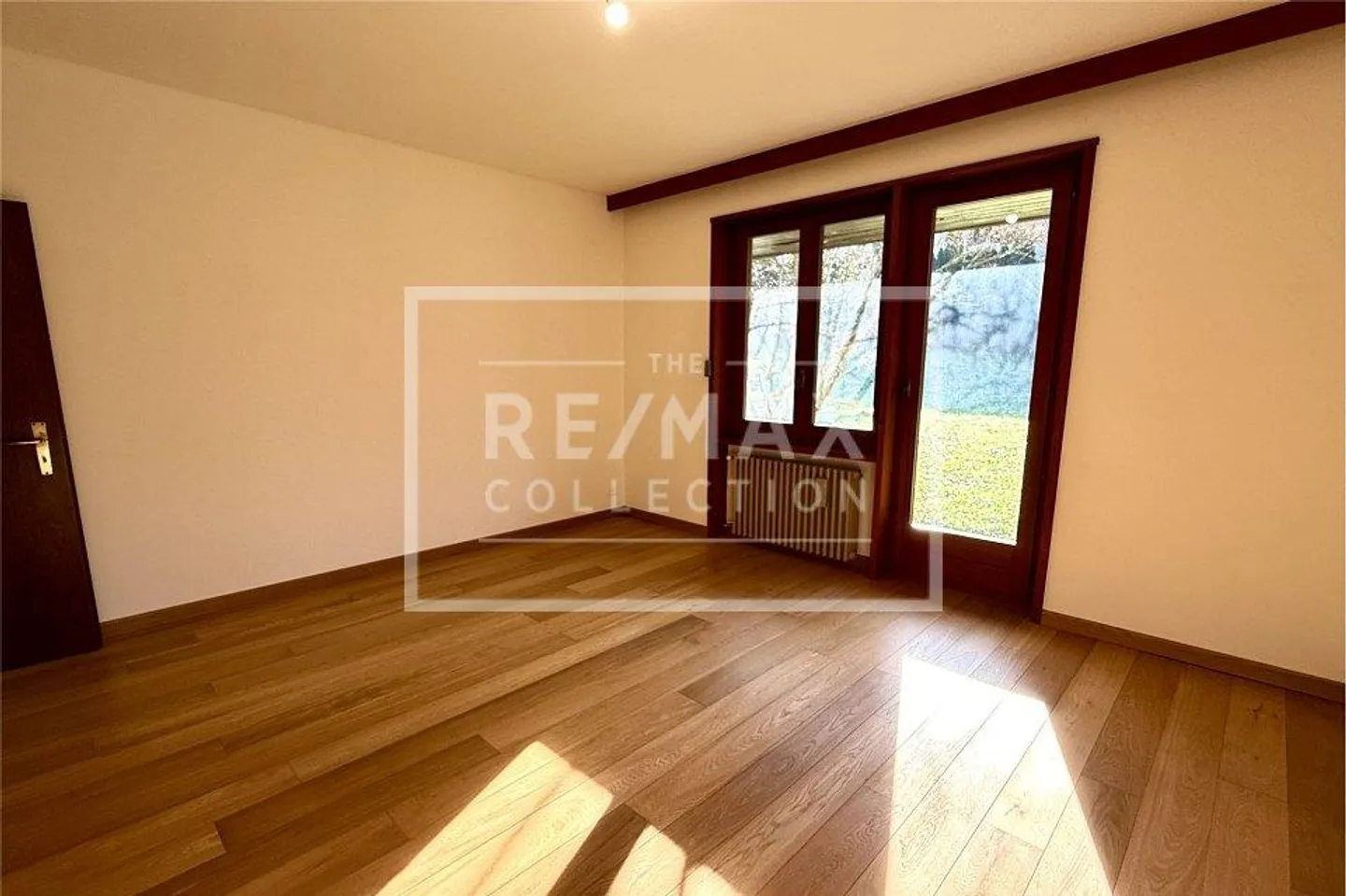 Villa élégante avec piscine et jardin privé à Gentilino - Photo 8 sur 13