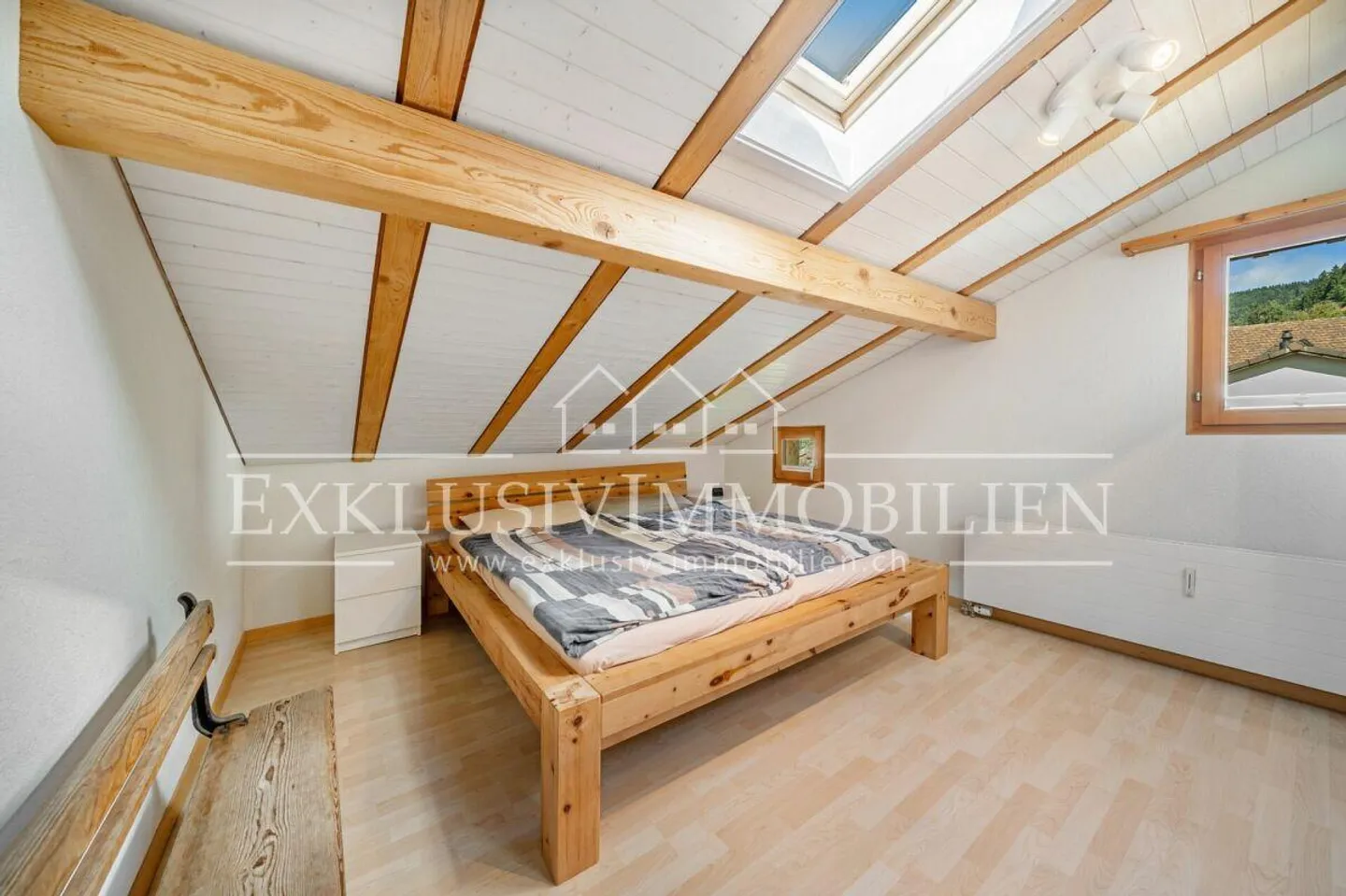 Haus mit fantastischer Aussicht und einem grossen Garten zur Entspa... - Foto 4 di 6