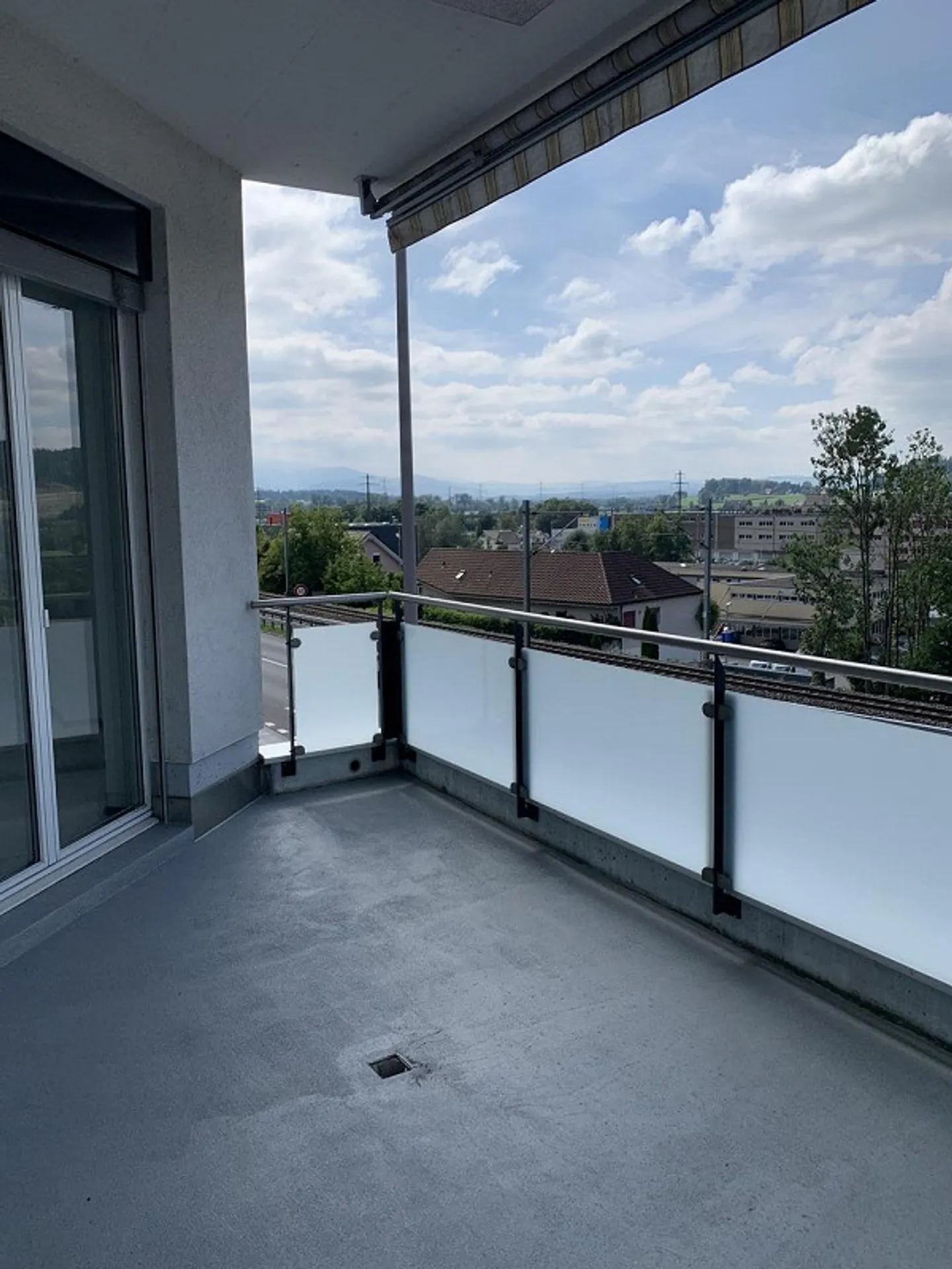 Loft-Wohnung in Gisikon - Foto 7 von 7