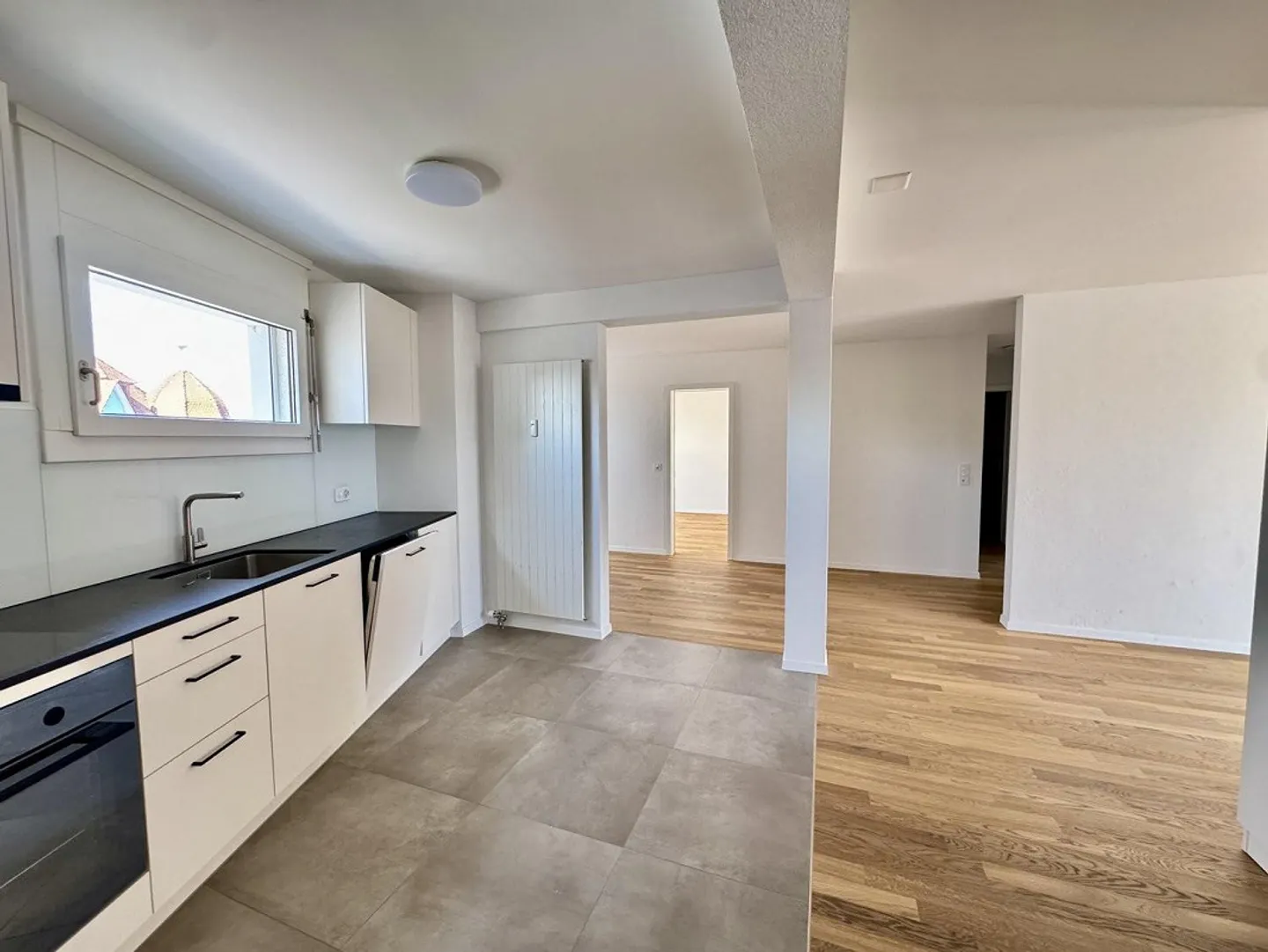 First rental in the heart of Lyss - Photo 1 of 8
