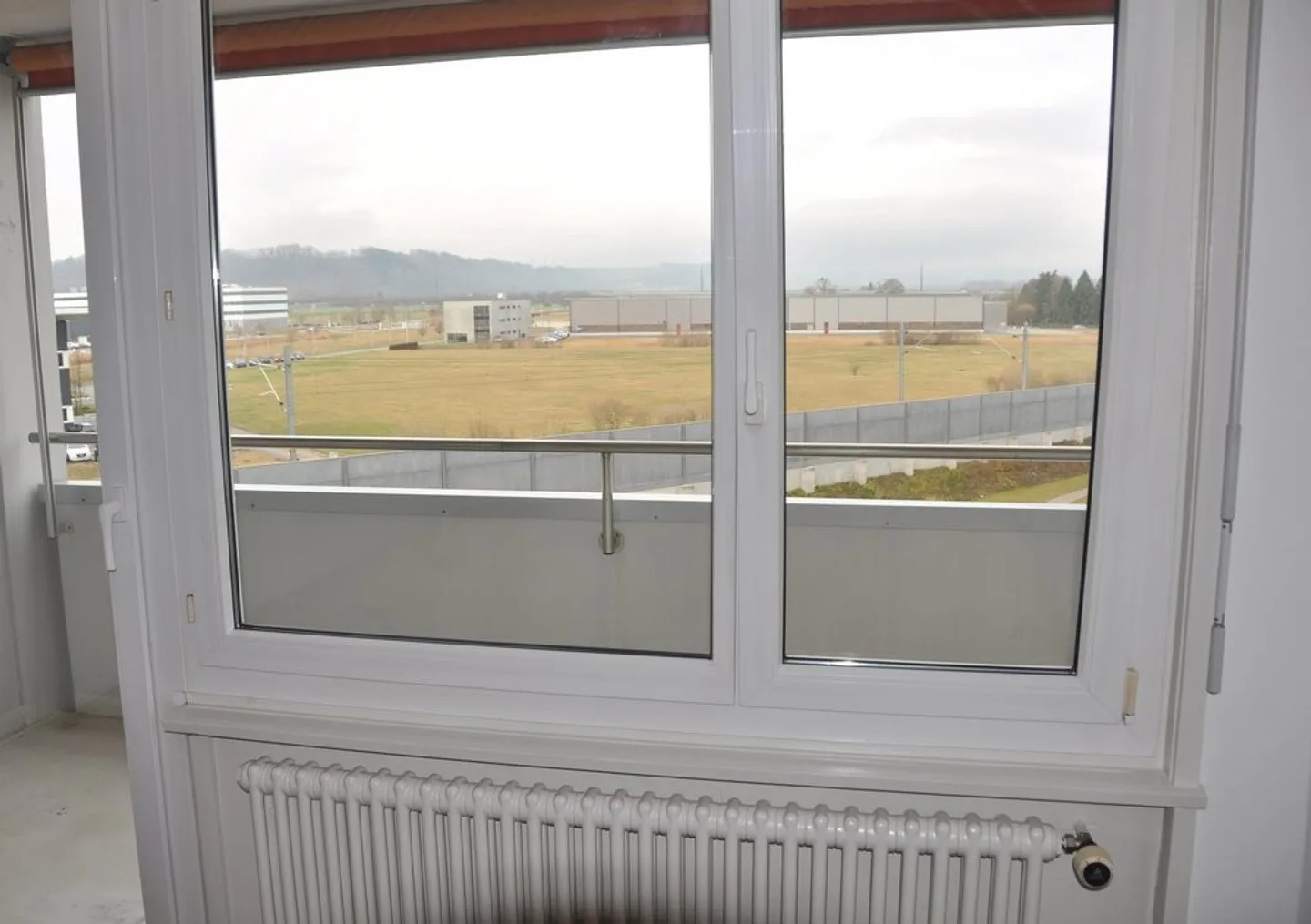 Apartment for rent - Photo 3 of 10