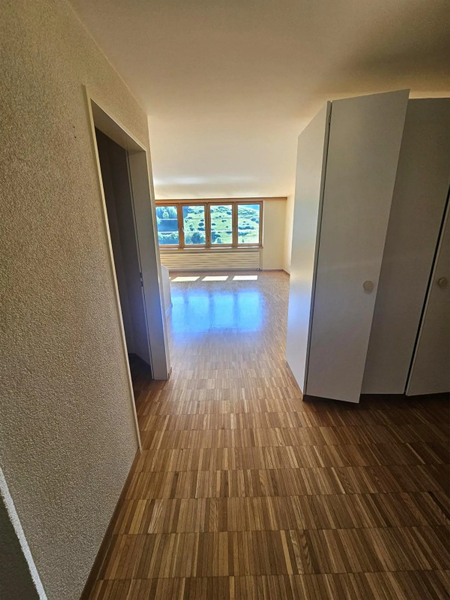 appartement spacieux de 1,5 pièce - Photo 3 sur 10
