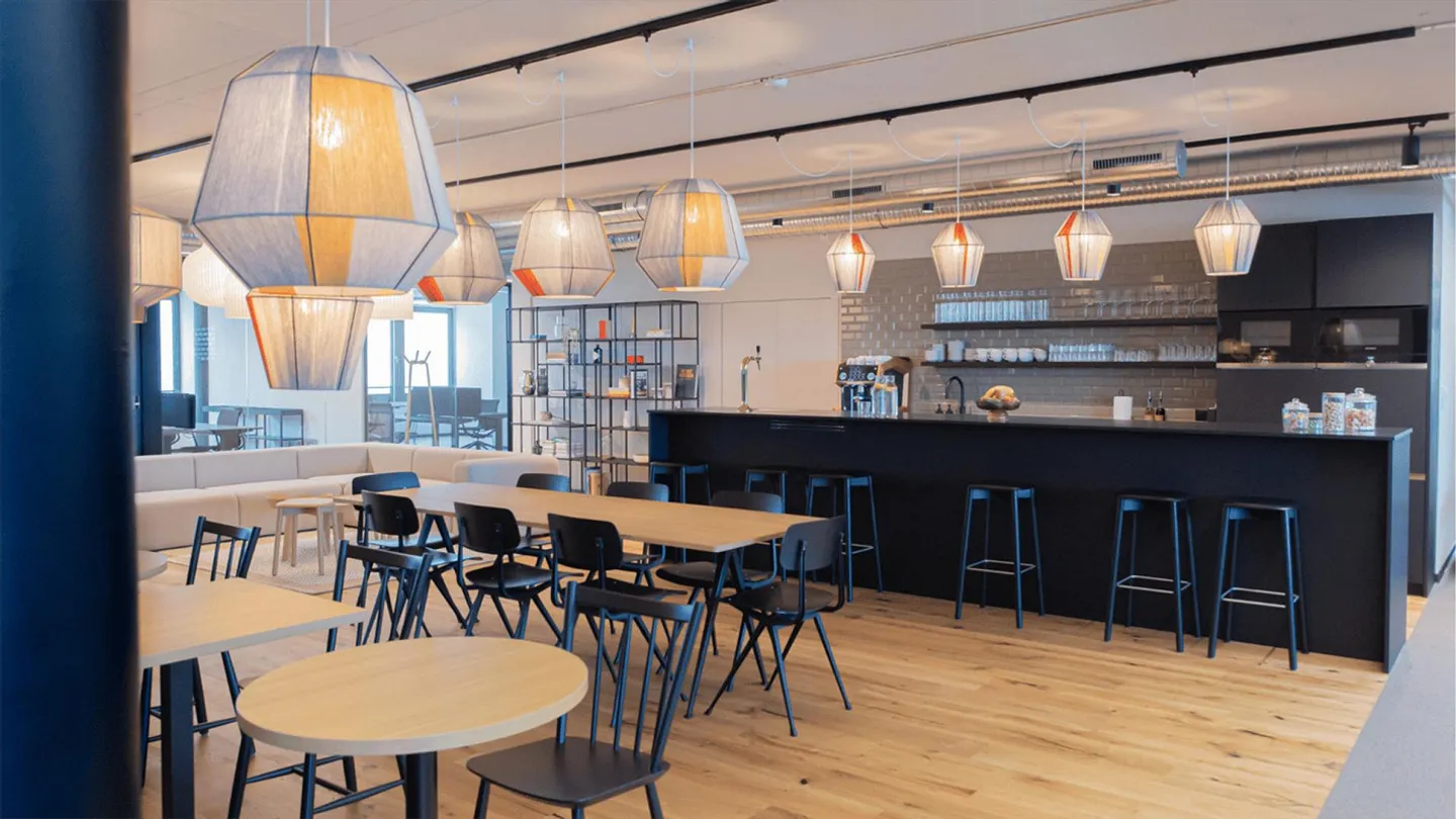 Vollmöbliertes Büro - Foto 5 von 11