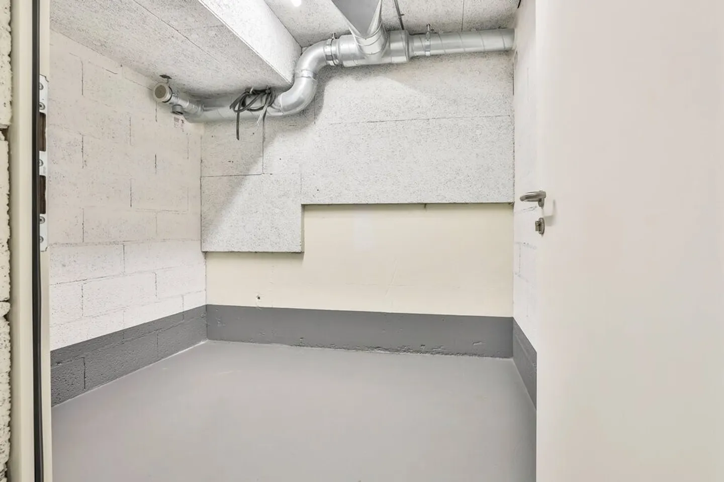 Stockage central dans le centre-ville - Photo 2 sur 2