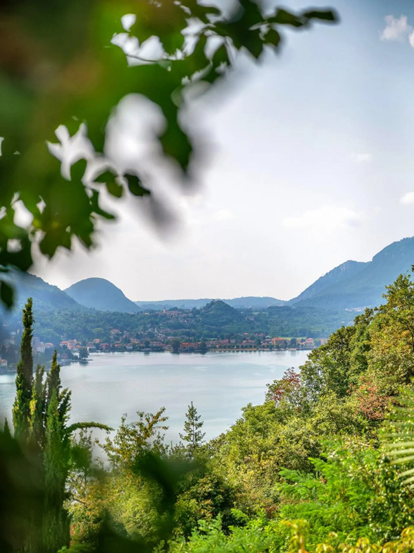 HAUS 45 ZIMMER MIT SEEBLICK UND GROSSEM GARTEN - Foto 6 von 13