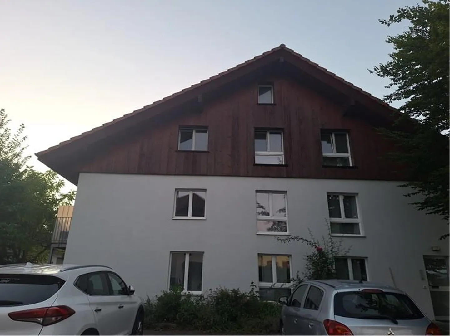 Cercasi nuovo inquilino per spazioso appartamento di 4,5 locali ad Aeschi SO - Foto 3 di 7