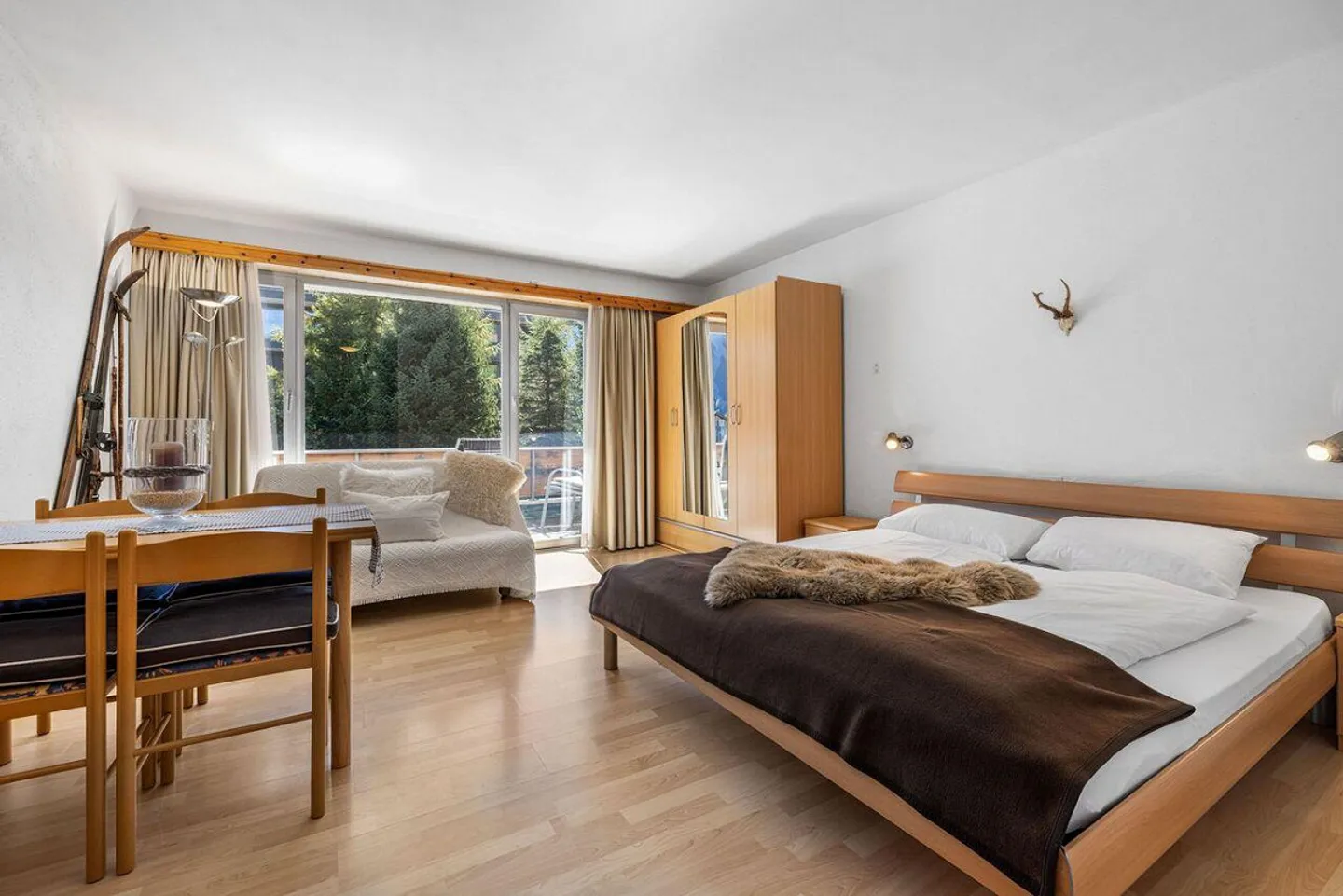 Alpine Jewel 26A | GR - Photo 2 of 6