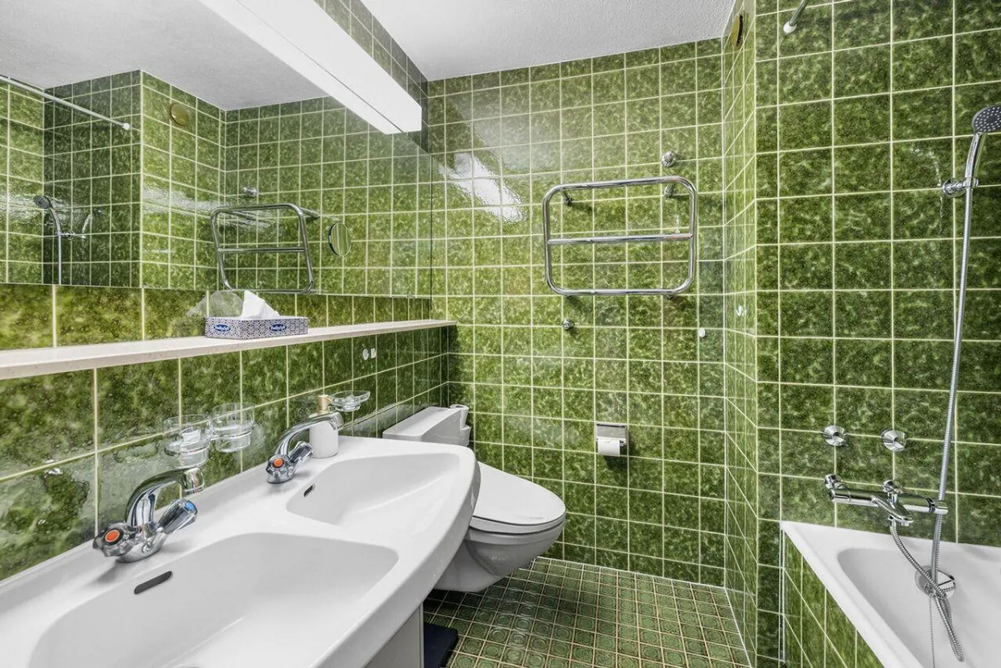 Alpine Jewel 26A | GR - Photo 4 of 6