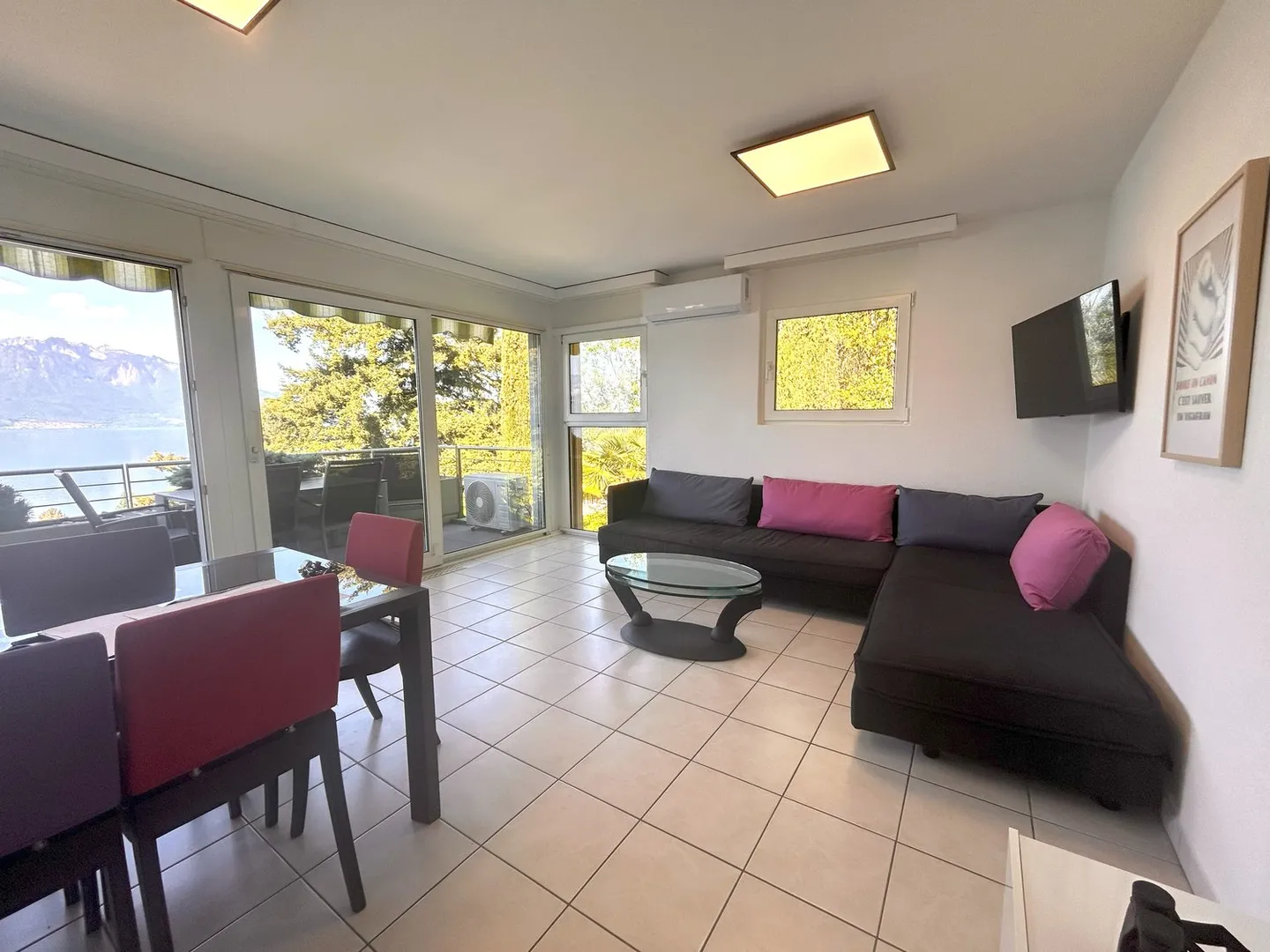 Bellissimo appartamento di 2,5 stanze con vista panoramica a Clarens - Foto 6 di 9