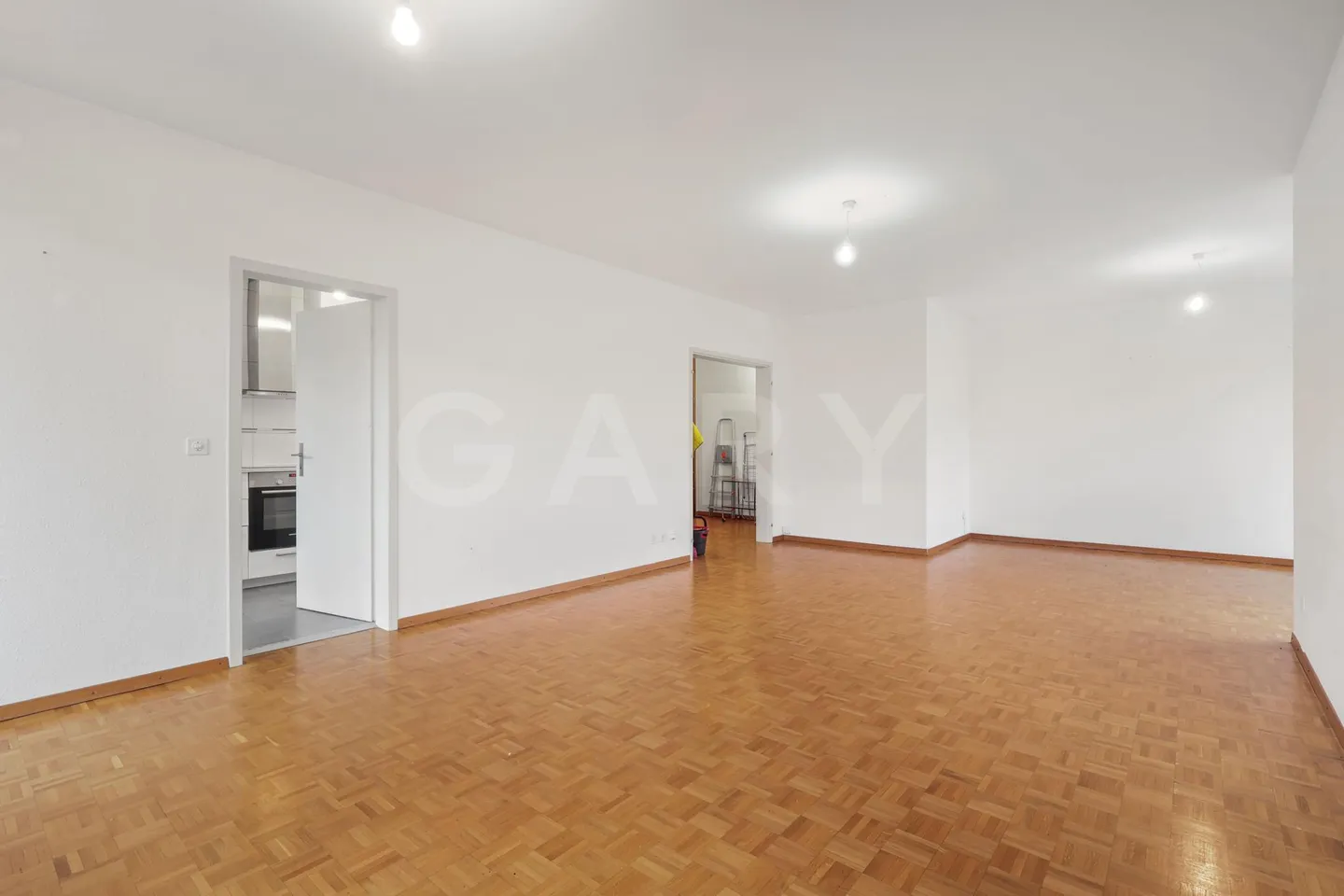 Appartement avec 7 pièces - Photo 6 sur 10