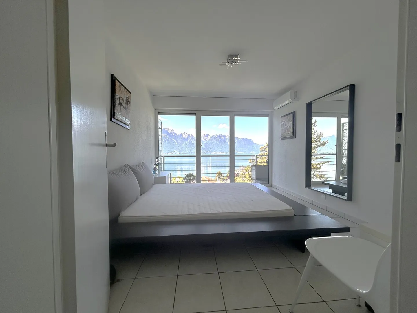 Bellissimo appartamento di 2,5 stanze con vista panoramica a Clarens - Foto 4 di 9