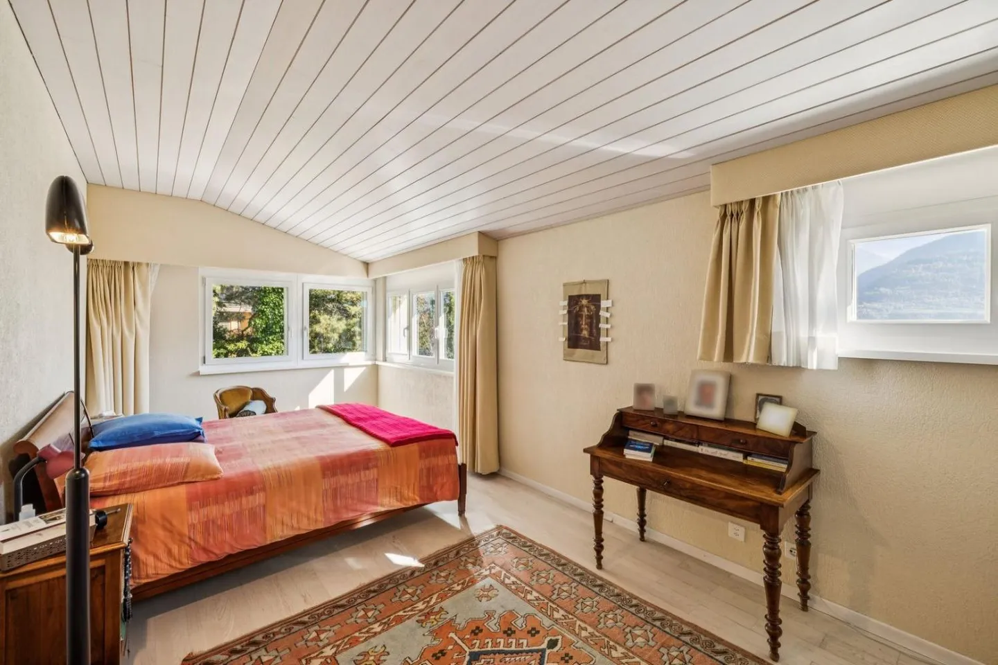 Elegante villa con vista panoramica e studio indipendente - Foto 9 di 13