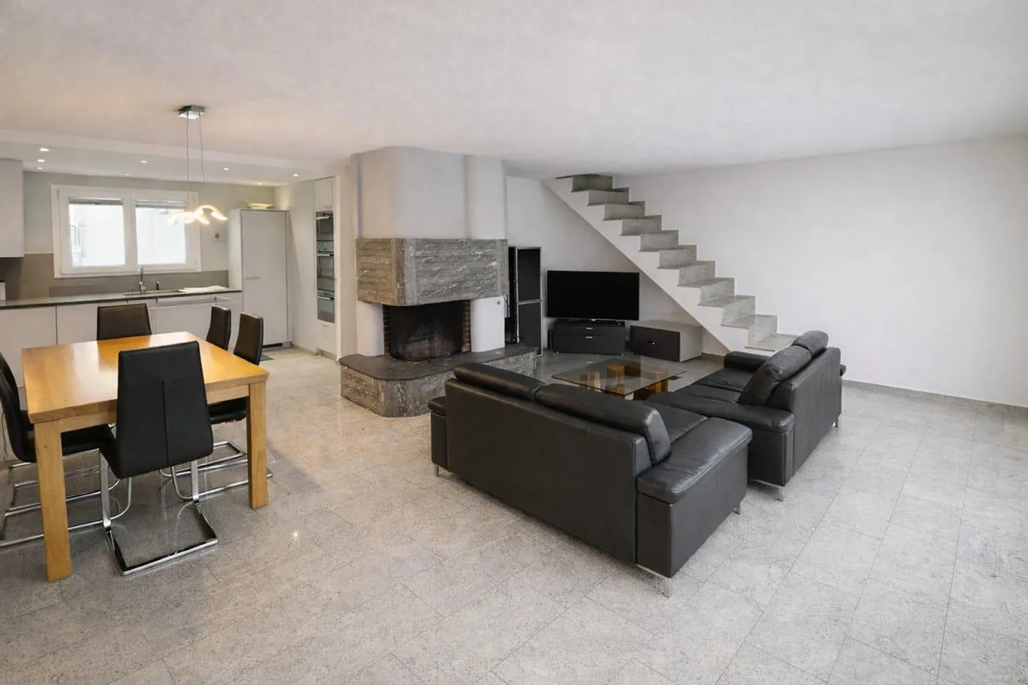 Stilvolle 5.5-Zimmer-Wohnung - Foto 1 von 15